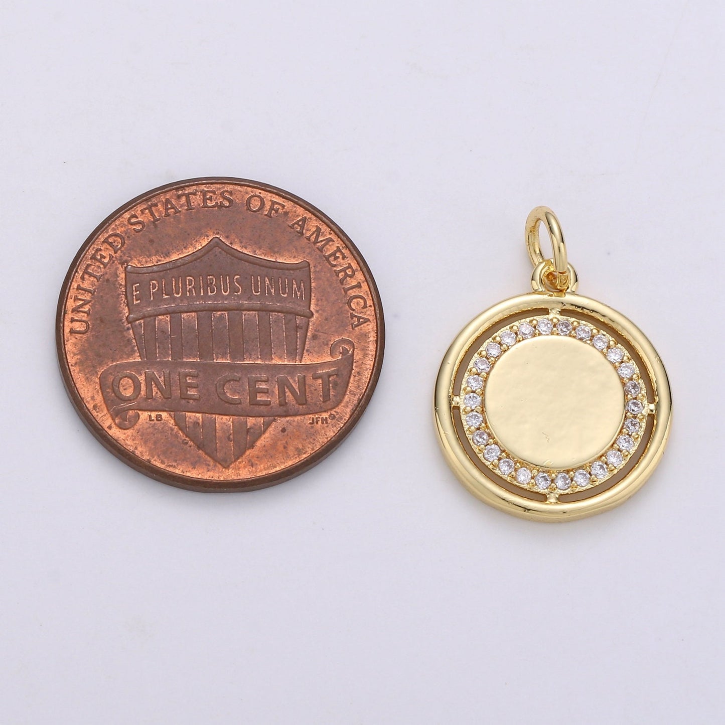 Gold Round Circle Charm Medallion Coin Round Geometric Charm for Minimalist Jewelry Necklace, ch-1670