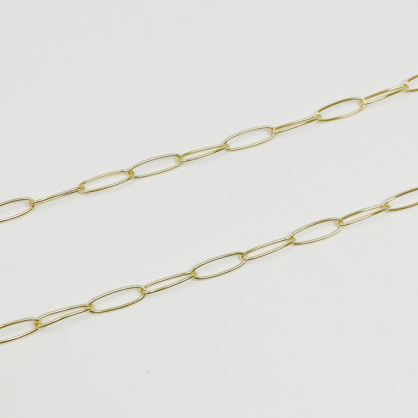 Oval Paperclip Chain 24K Gold by Yard, Oval Link Chain by Foot, Paper Clip Link for DIY Craft, Roll-369