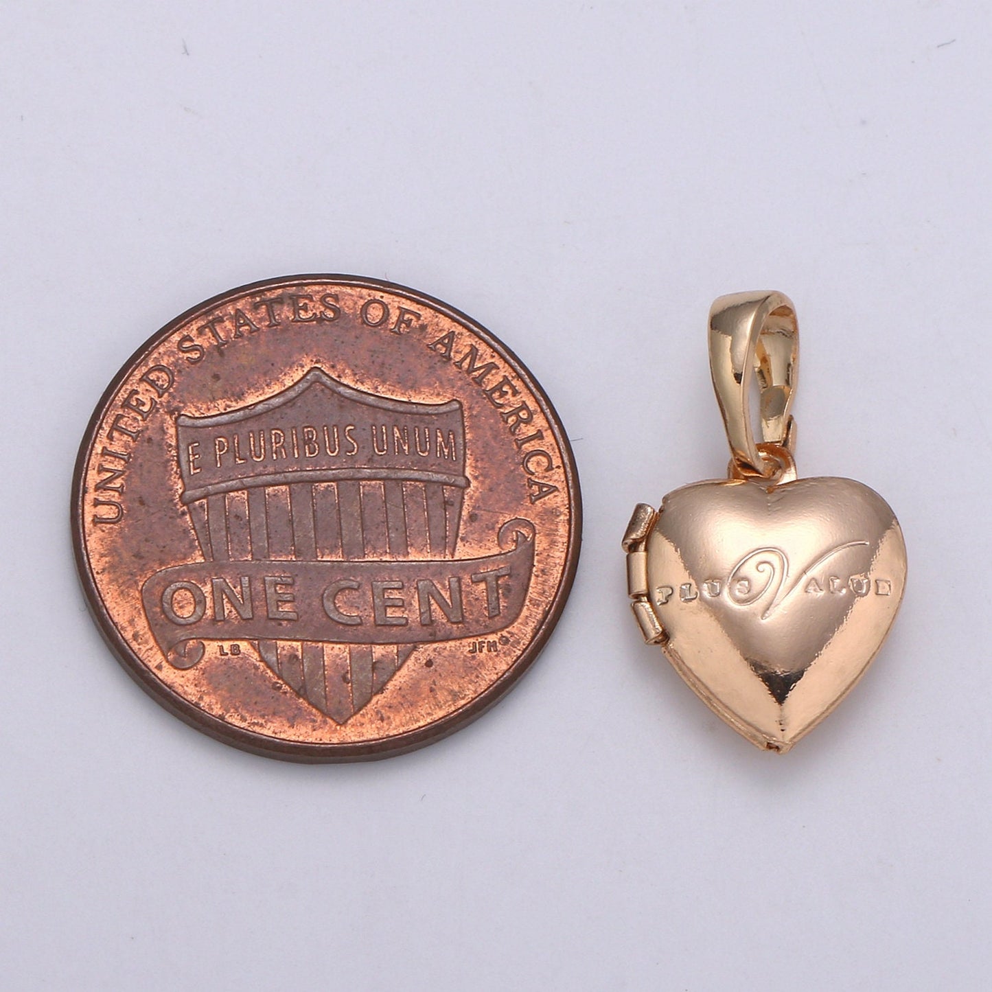 French heart locket, Rose Gold Filled heart pendant, lovely heart locket Necklace love locket Jewelry making supply H-126