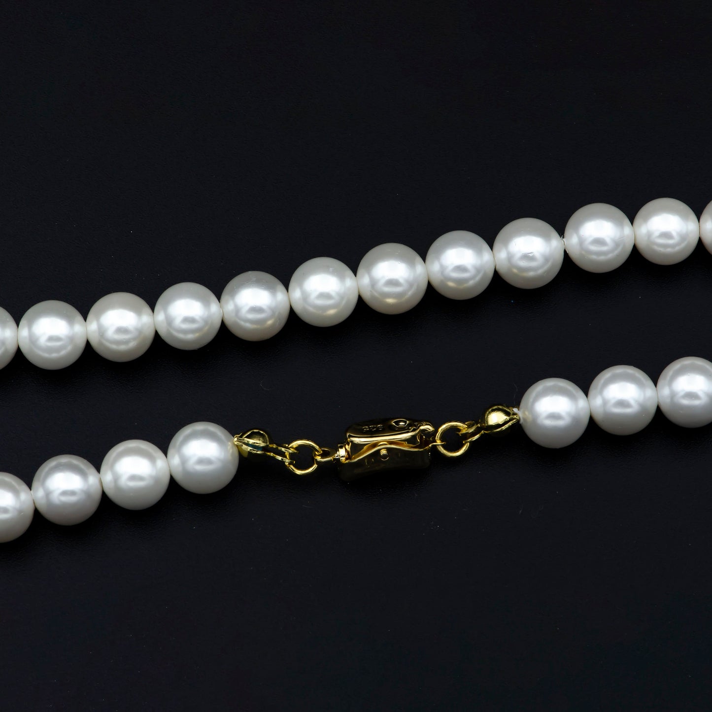 8mm White Round Pearl Choker Necklace, Fresh Water Mother of Pearl Circle Chain Necklace 17.5 inch Necklace Beaded Gold Clasp WA-325