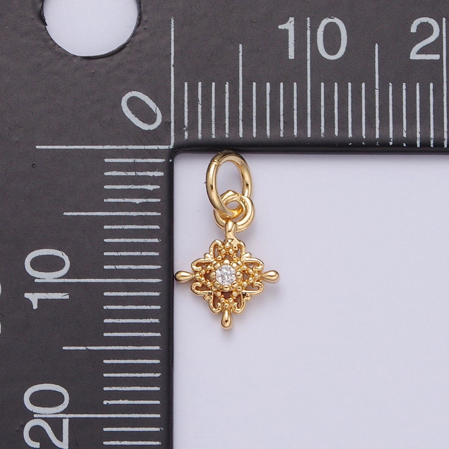 24K Gold Cz Flower Pendant for Necklace Bracelet Supply, Diamond Flower Emblem Pendant, Four-Leaf Clover Edges | X-106