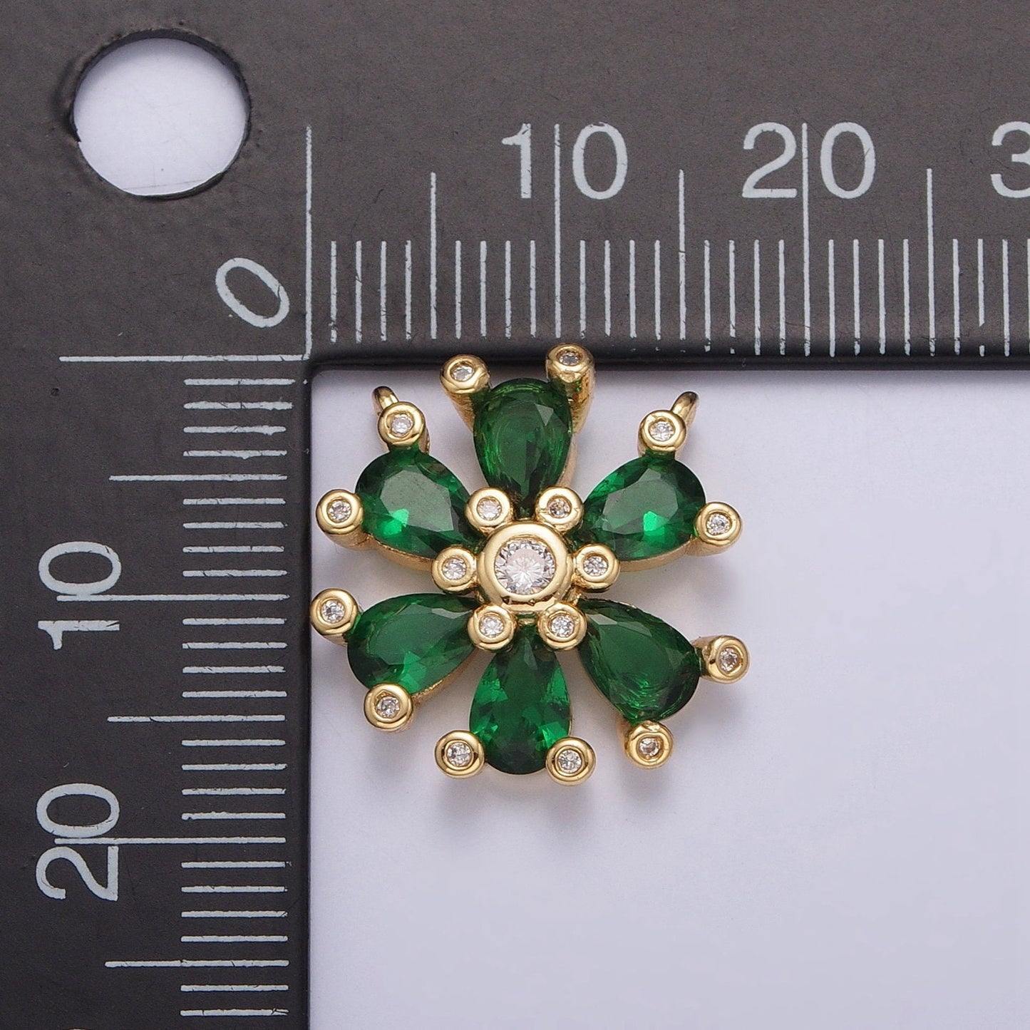 24K Gold Plated Dainty Gold Emerald Green Six Petals Flower Charm Connector for Bracelet Necklace Lucky Floral Florette Jewelry | G-914