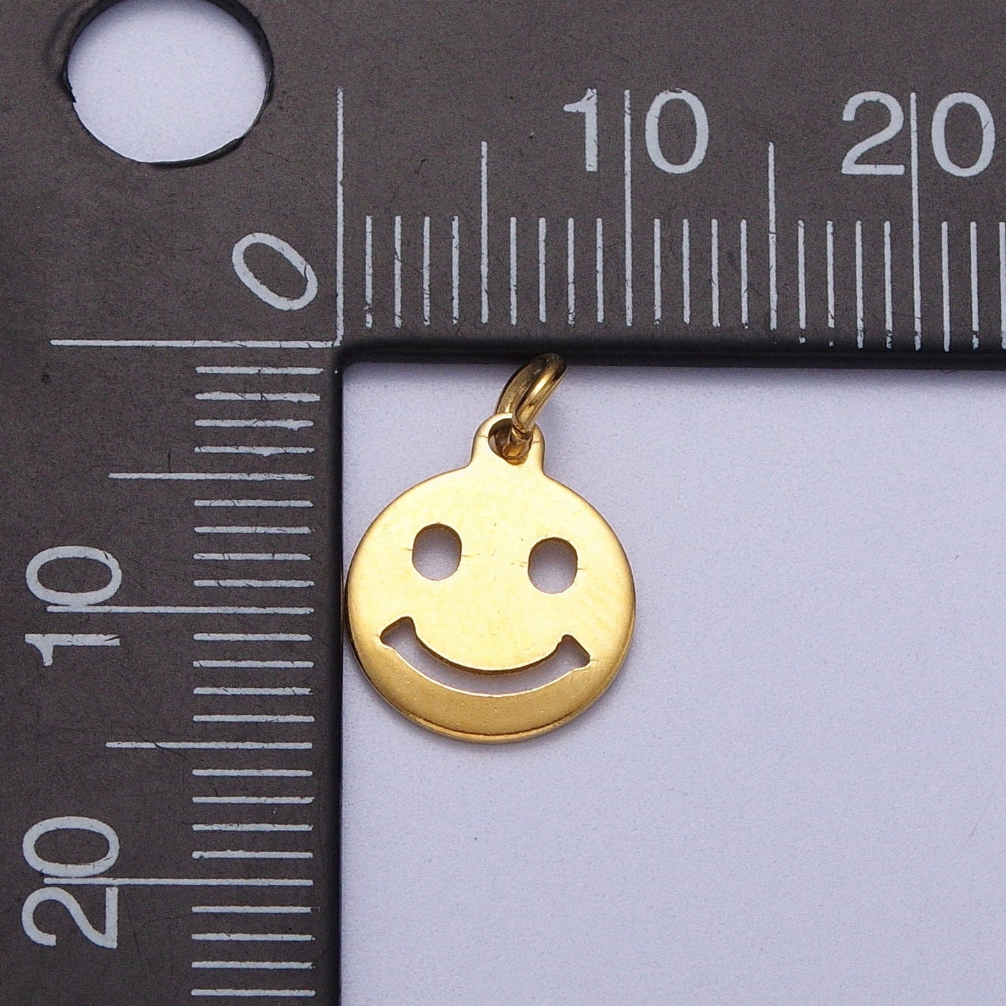 Mini Gold Stainless Steel Happy Face Charms Pendant Highly polished