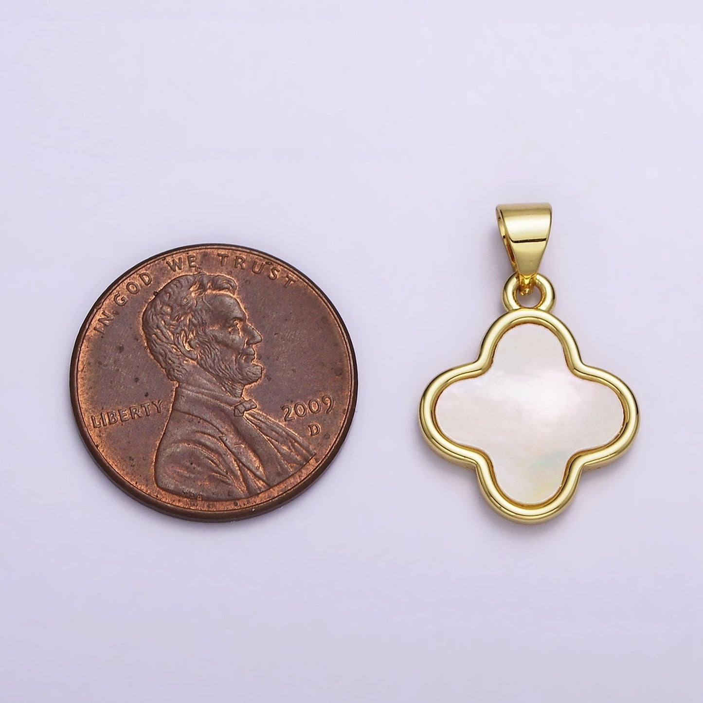 Dainty 24k Gold Filled Quatrefoil Pendant Gold Charm Mother of Pearl Necklace Bracelet Pendant Four leaf Clover Lucky Charm AA553