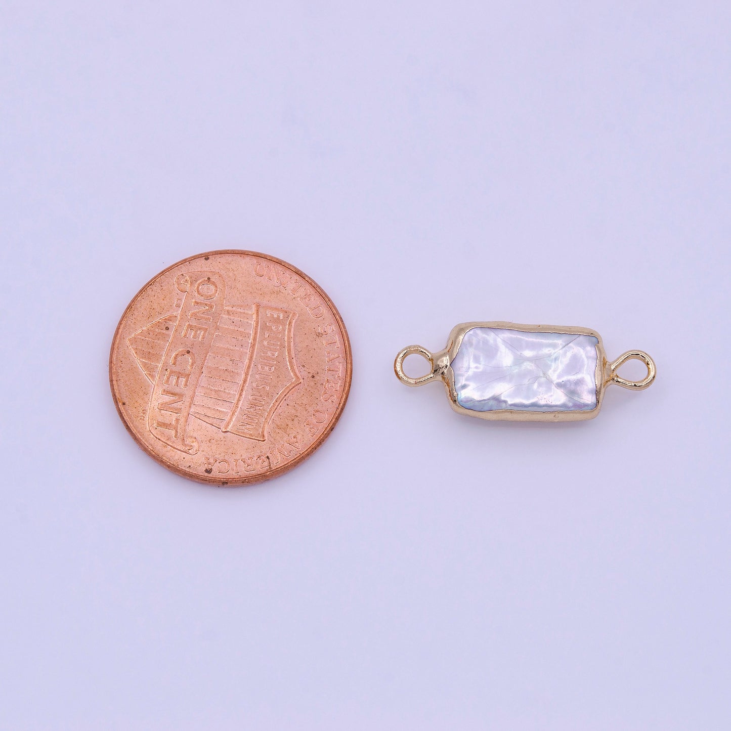 1x Freshwater Pearl Connectors, Gold Rectangle Two Loop White Charms Small Natural Shell Gold Edge Links P1849