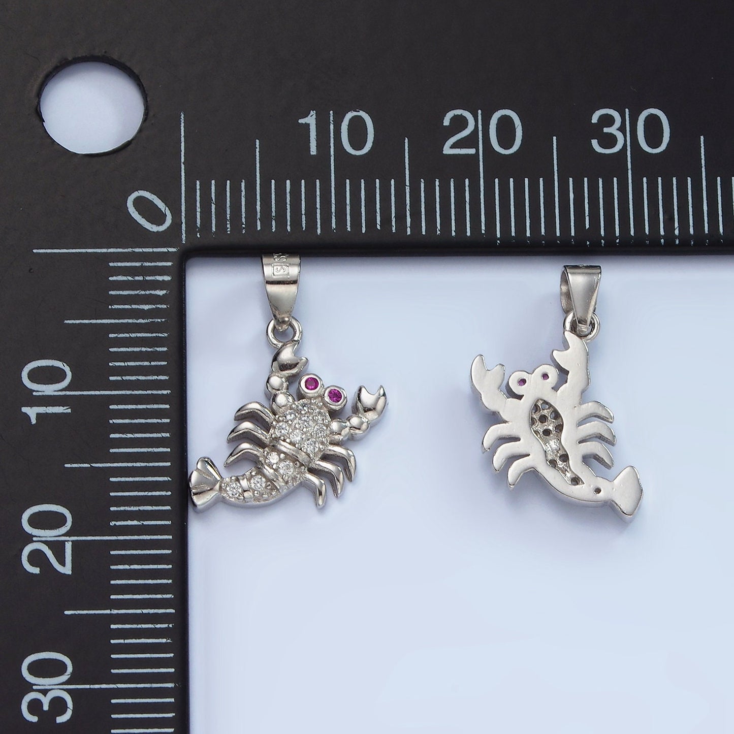 S925 Sterling Silver Fuchsia-Eyed Micro Paved CZ Lobster Animal Pendant | SL-463