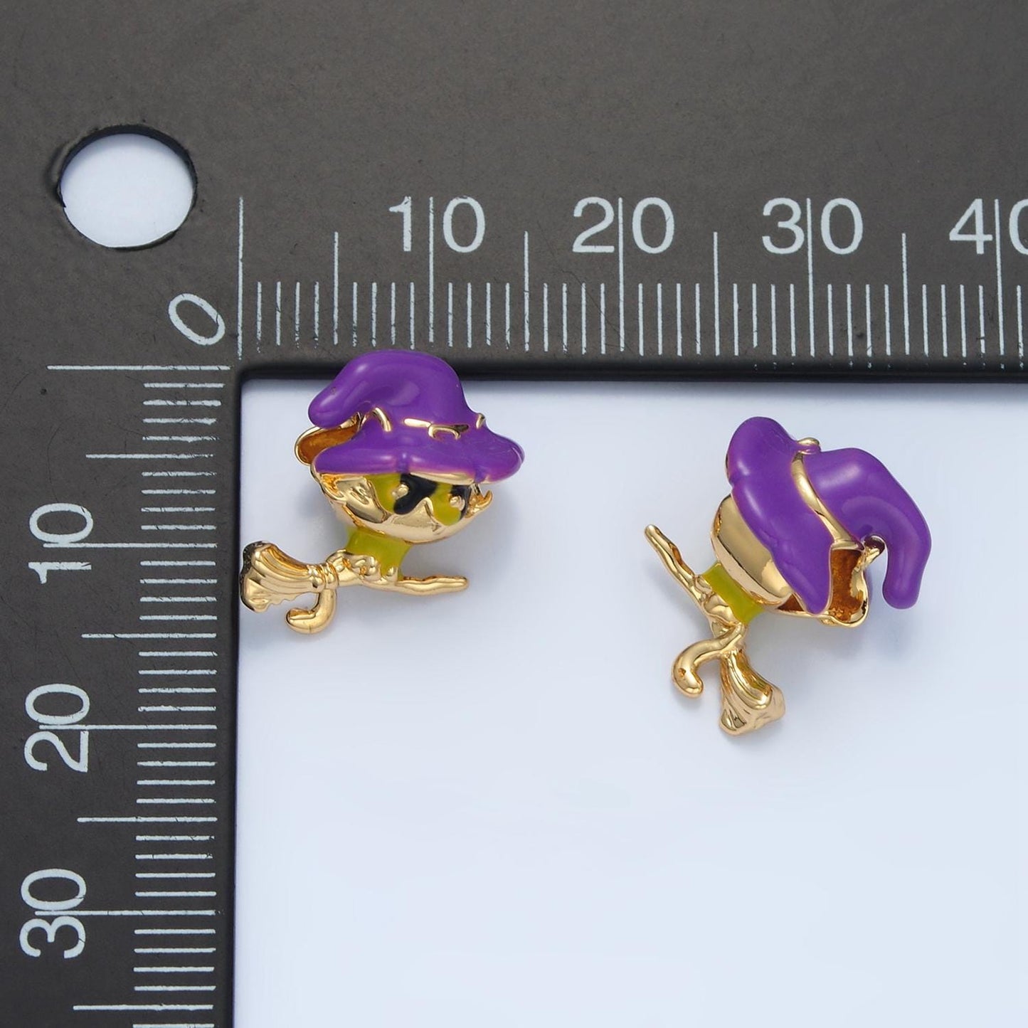 14K Gold Filled Witch Kitten on Broomstick Enamel Bead | B-615