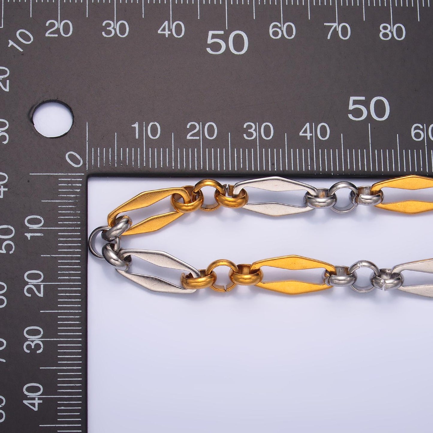 Dapped Cable Chain Stainless Steel Gold Chain by Yard Mixed Metal Chain for Fashion Jewelry Making Supply Wholesale 7.1 x 5.9 mm ROLL1542