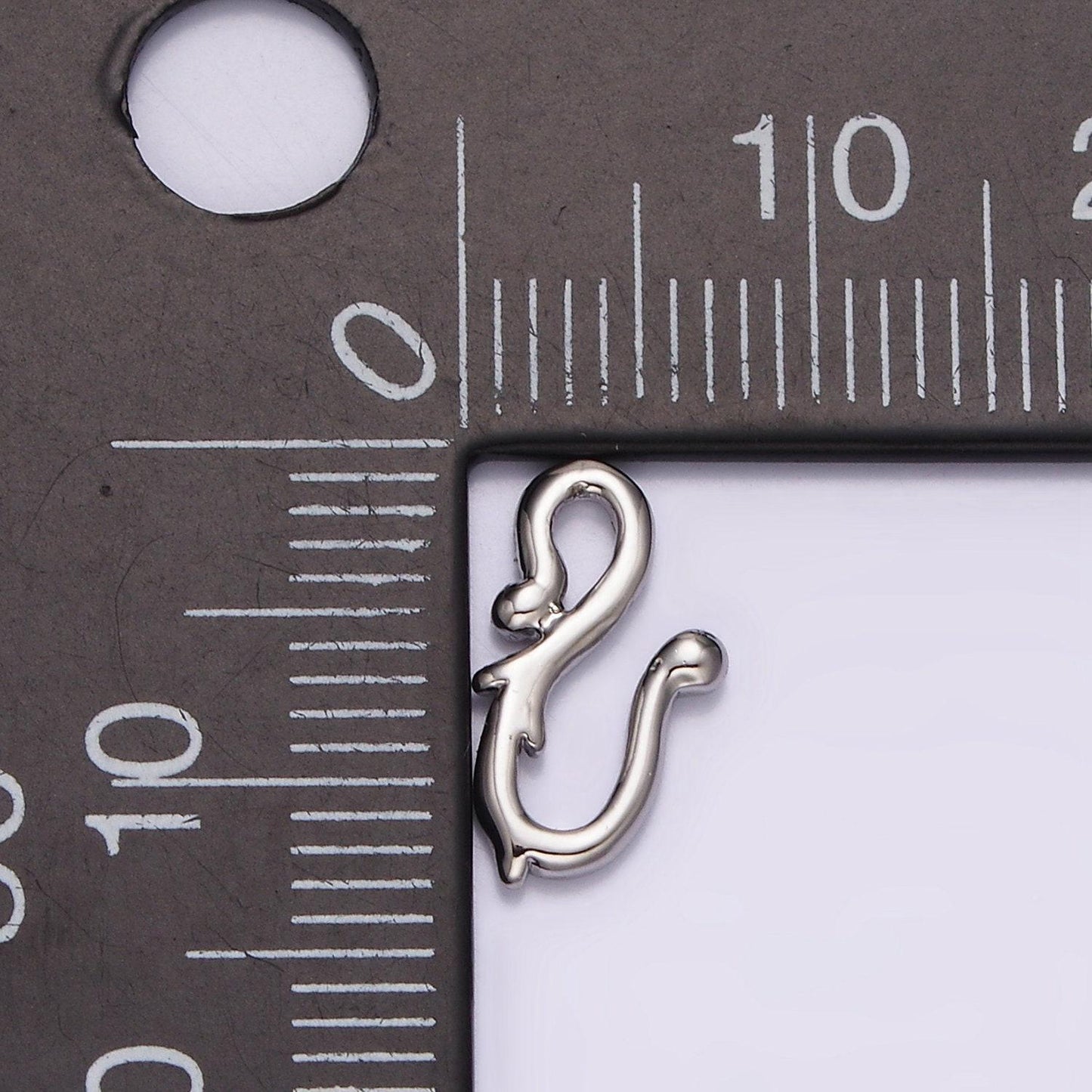 Mini molten vine hook closure findings supply in silver plated | z-658
