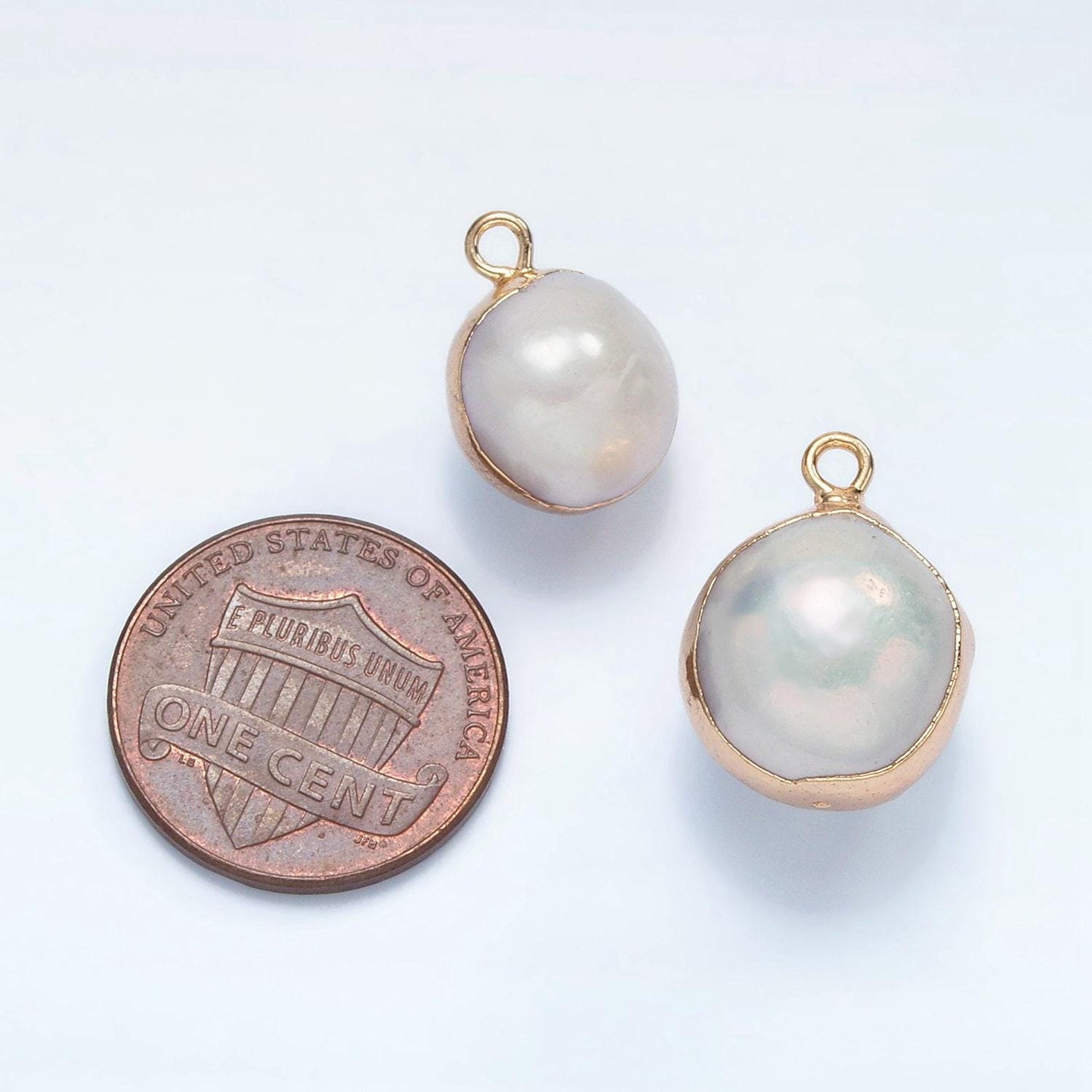 1x natural fresh water pearl with gold plated edge natural round ball pendant white pearl charm for bridal wedding jewelry minimalist p1757