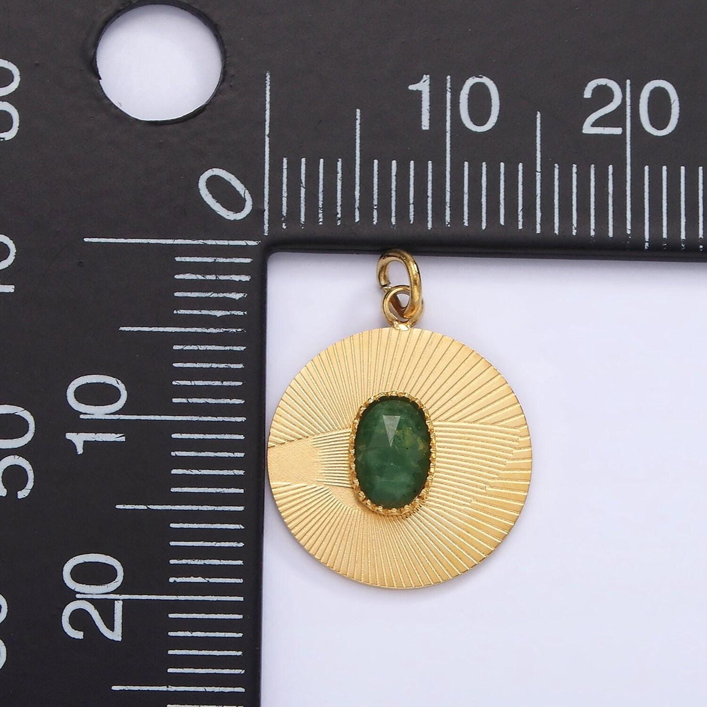 Stainless steel green aventurine multifaceted cabochon line-textured round charm in gold & silver | p1329