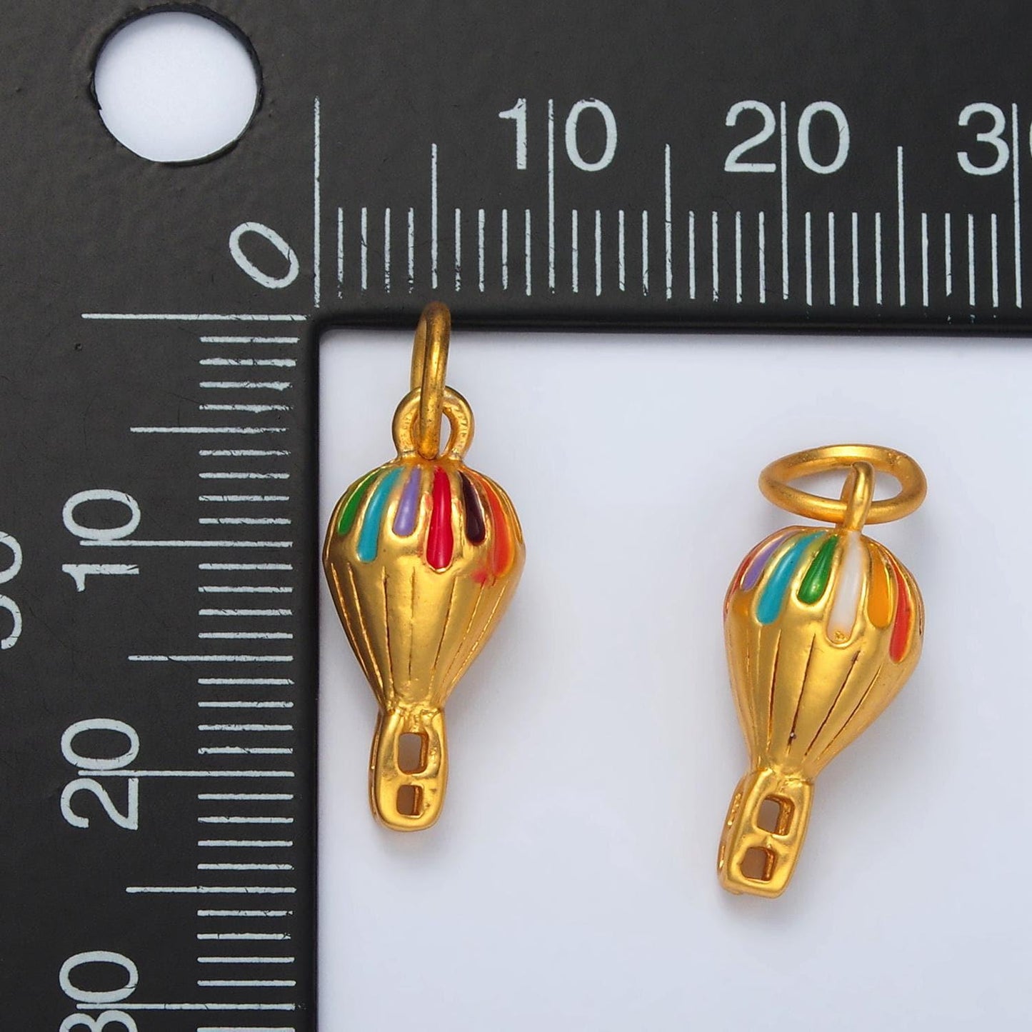 24k gold filled hot air balloon small kids enamel charm | m-149