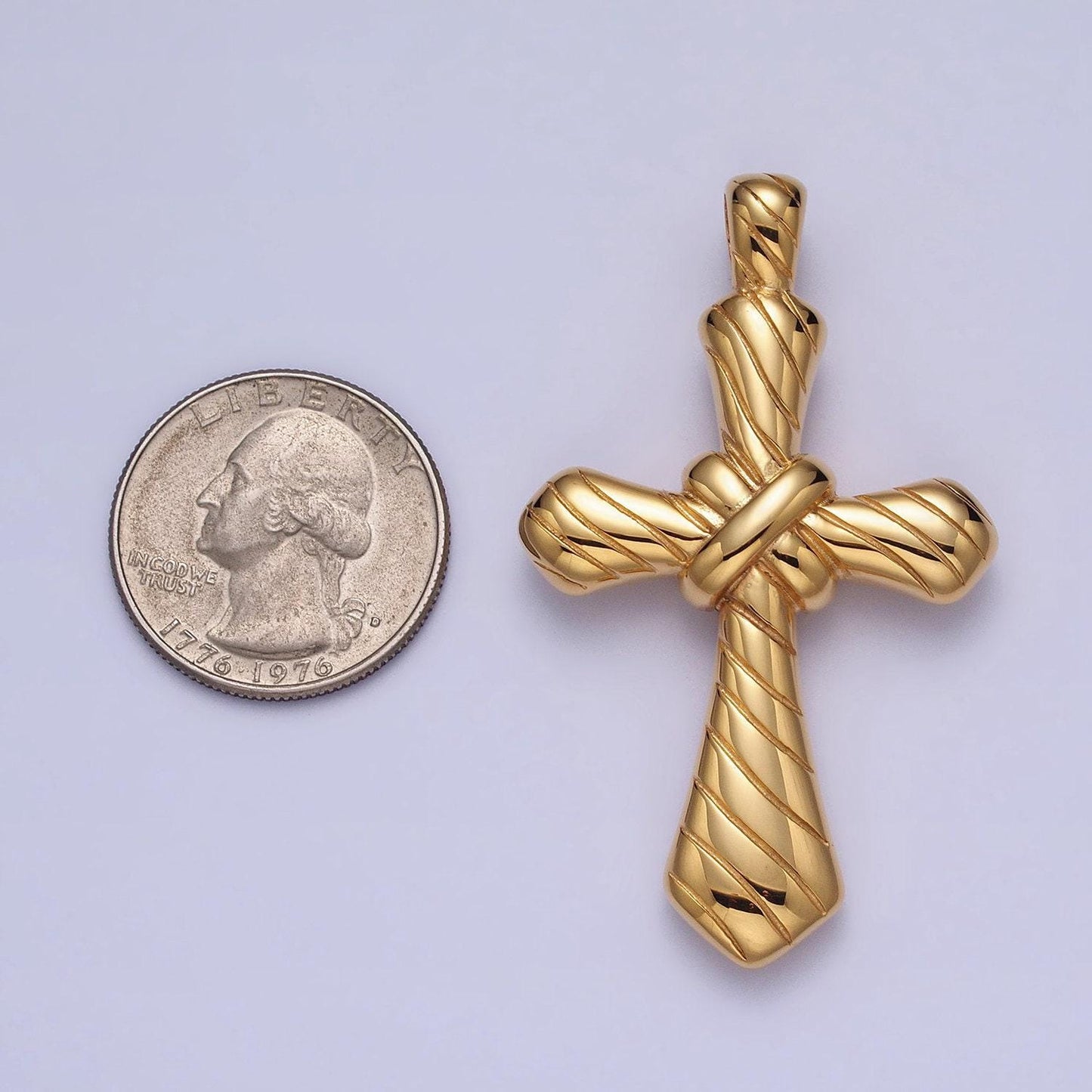 Stainless steel religious charm men line-textured tie pendant in gold & silver for priest gift idea christian catholic jewelry | j730 j739
