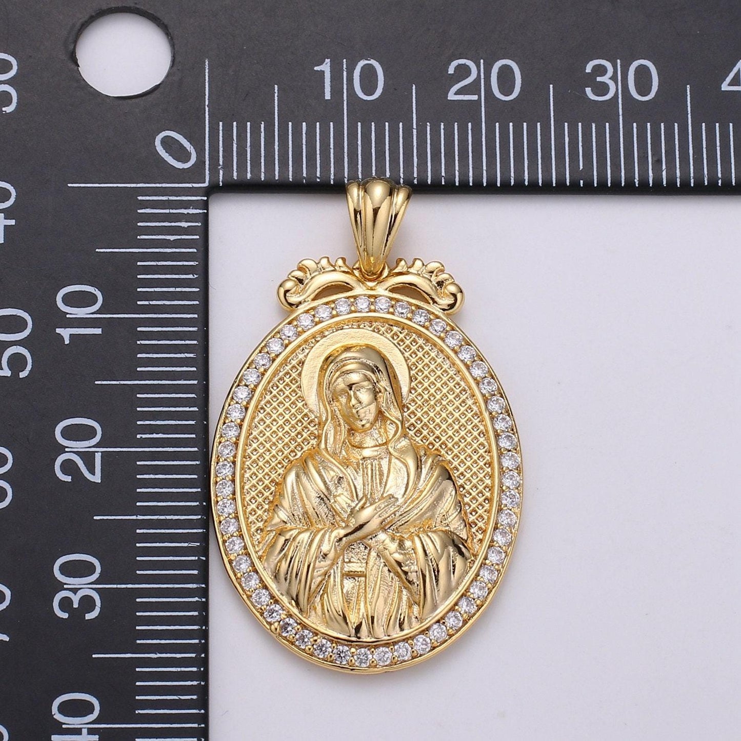 Del- gold filled holy mary lady of guadalupe gold oval with cubic zircon crystal pendants j-120