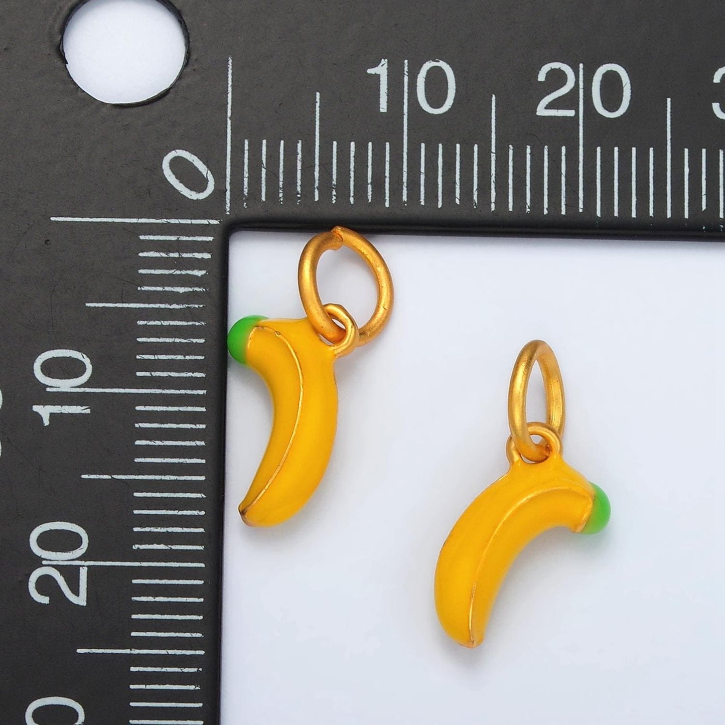 24k gold filled yellow ripe enamel banana fruit charm | ag-916