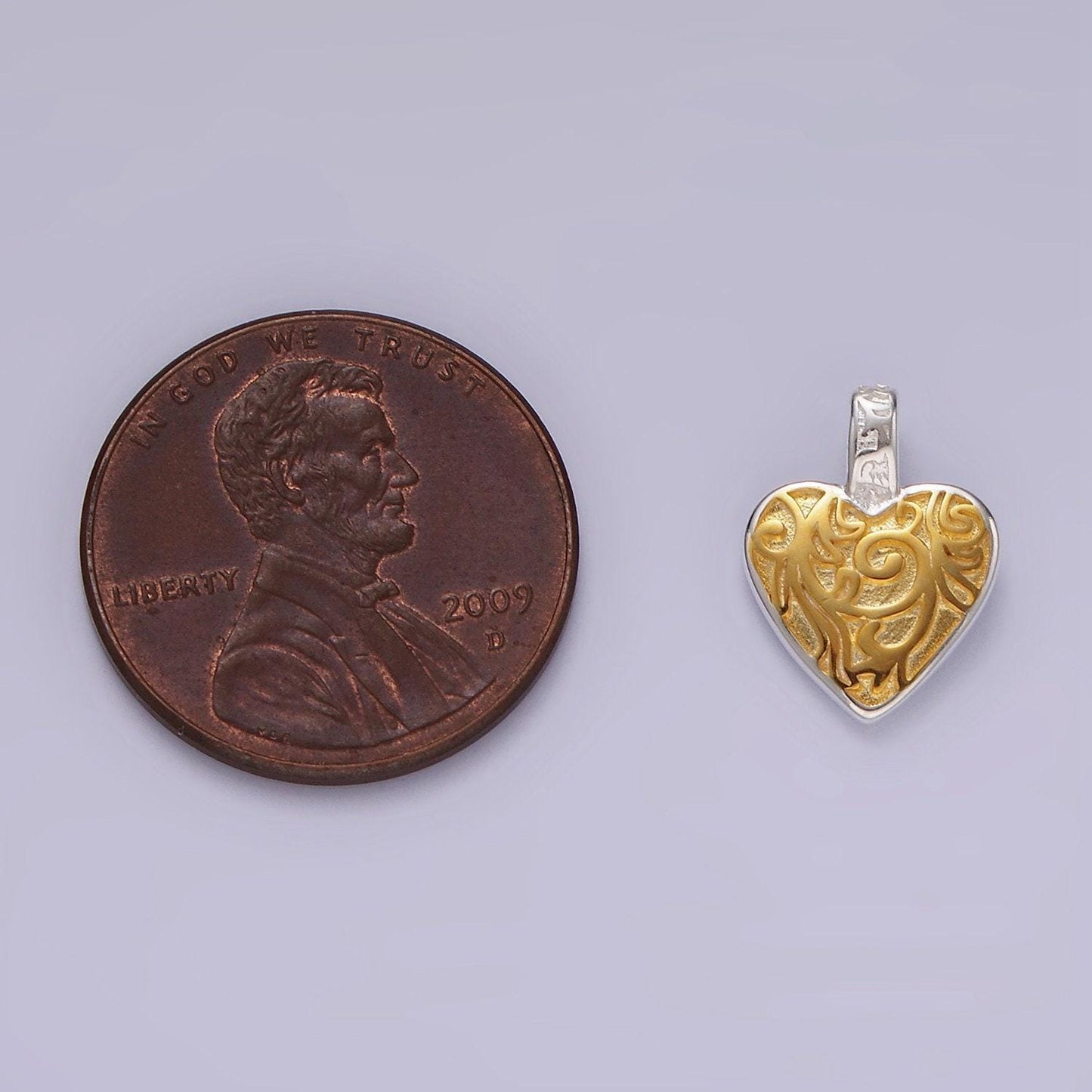 Mixed metals two tone sterling silver gold heart charm for minimalist jewelry necklace bracelet charm for jewelry making supply sl438