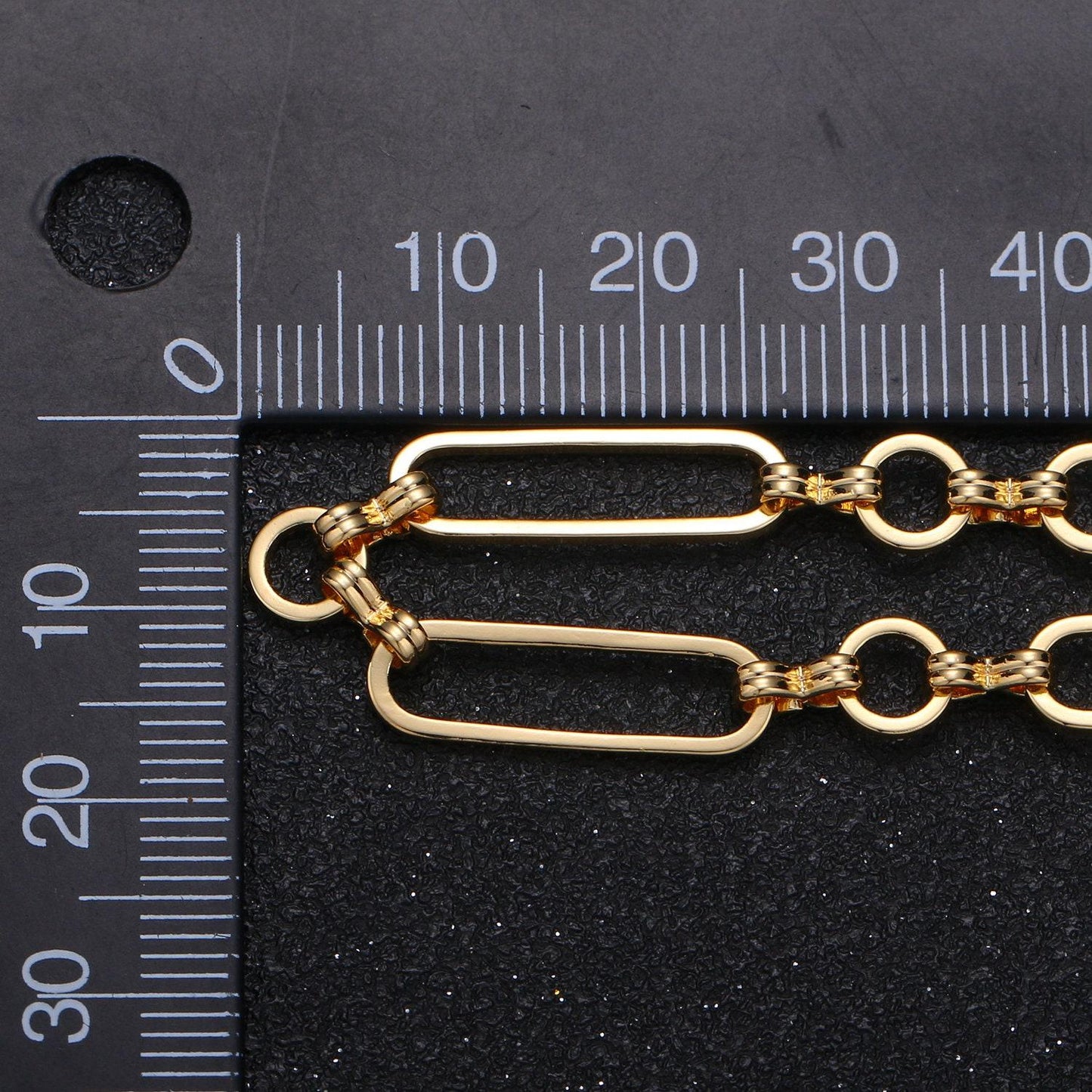 Gold oval and figure 8 rolo chain, bold chain by yard, great quality bulk chain for jewelry supplies, 372