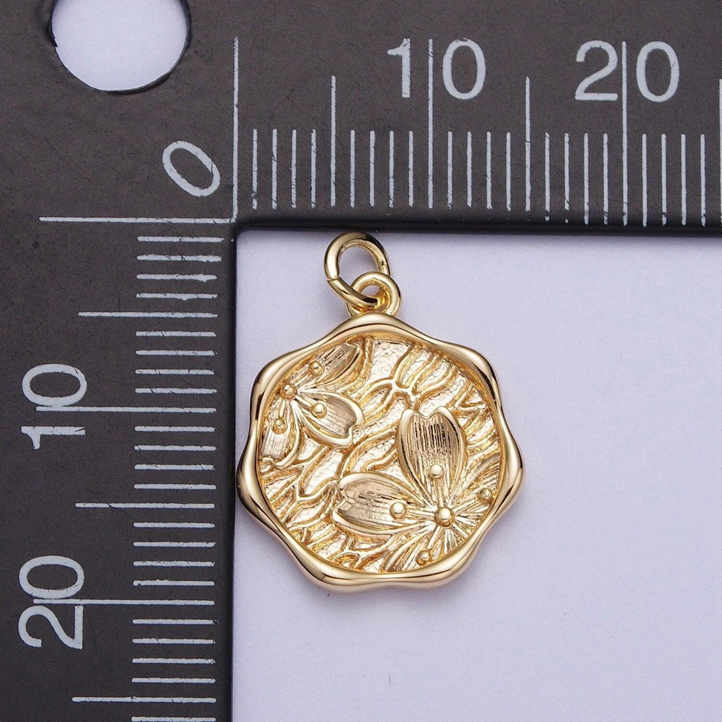 Gold embossed cherry blossom flowers medallion pendant, 16k gold filled textured floral florette wavey coin design charm | x-780