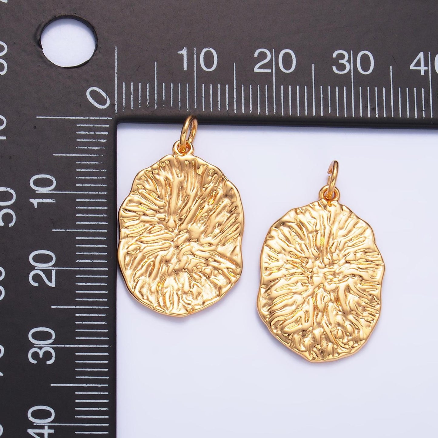 Rustic coin charm, vintage gold coin pendant charms, vintage oval charm for necklace bracelet w387