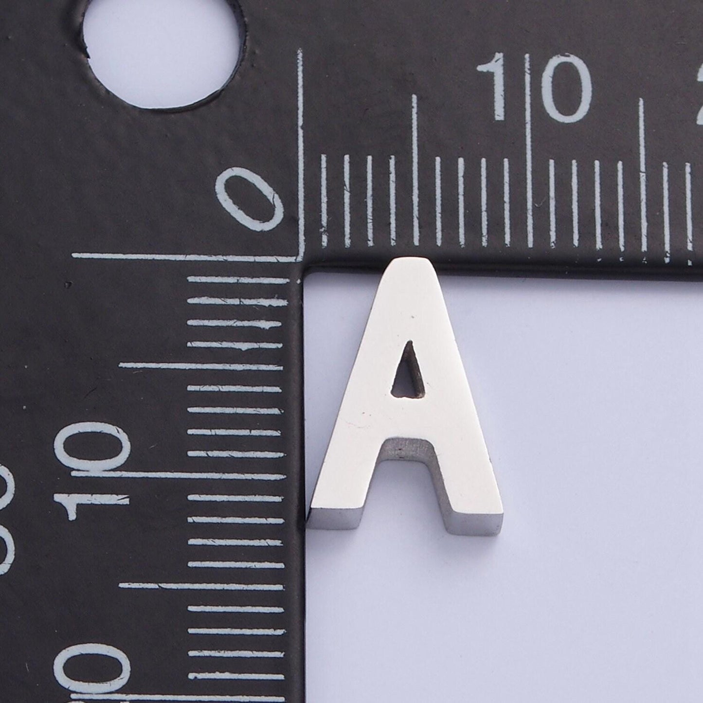 Silver stainless steel minimalist initial letters pendant wholesale jewelry supply personalized alphabet charm | a1682-a1694