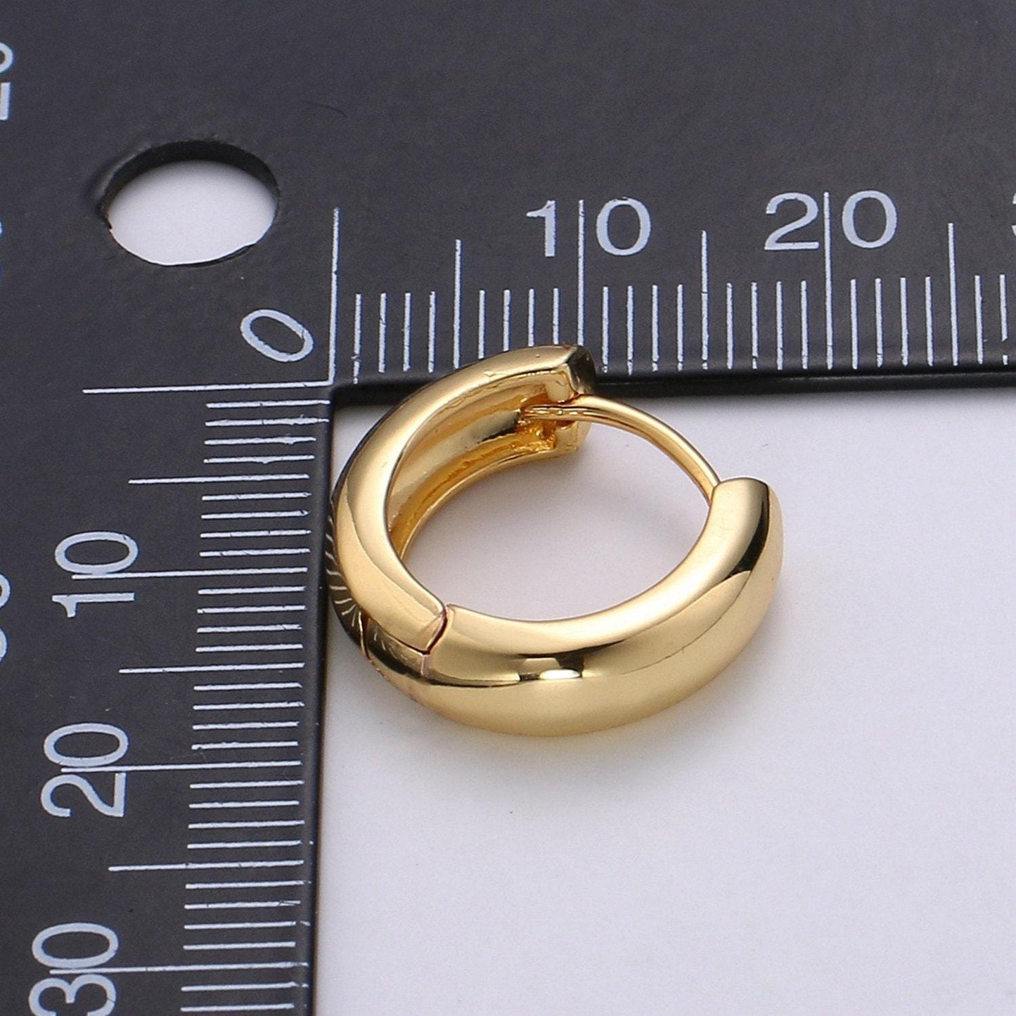 Huggie earring 18mm- hoops,9.8mm- 18k small loops, huggie hoop earring, hoop earrings, q-348, q-392