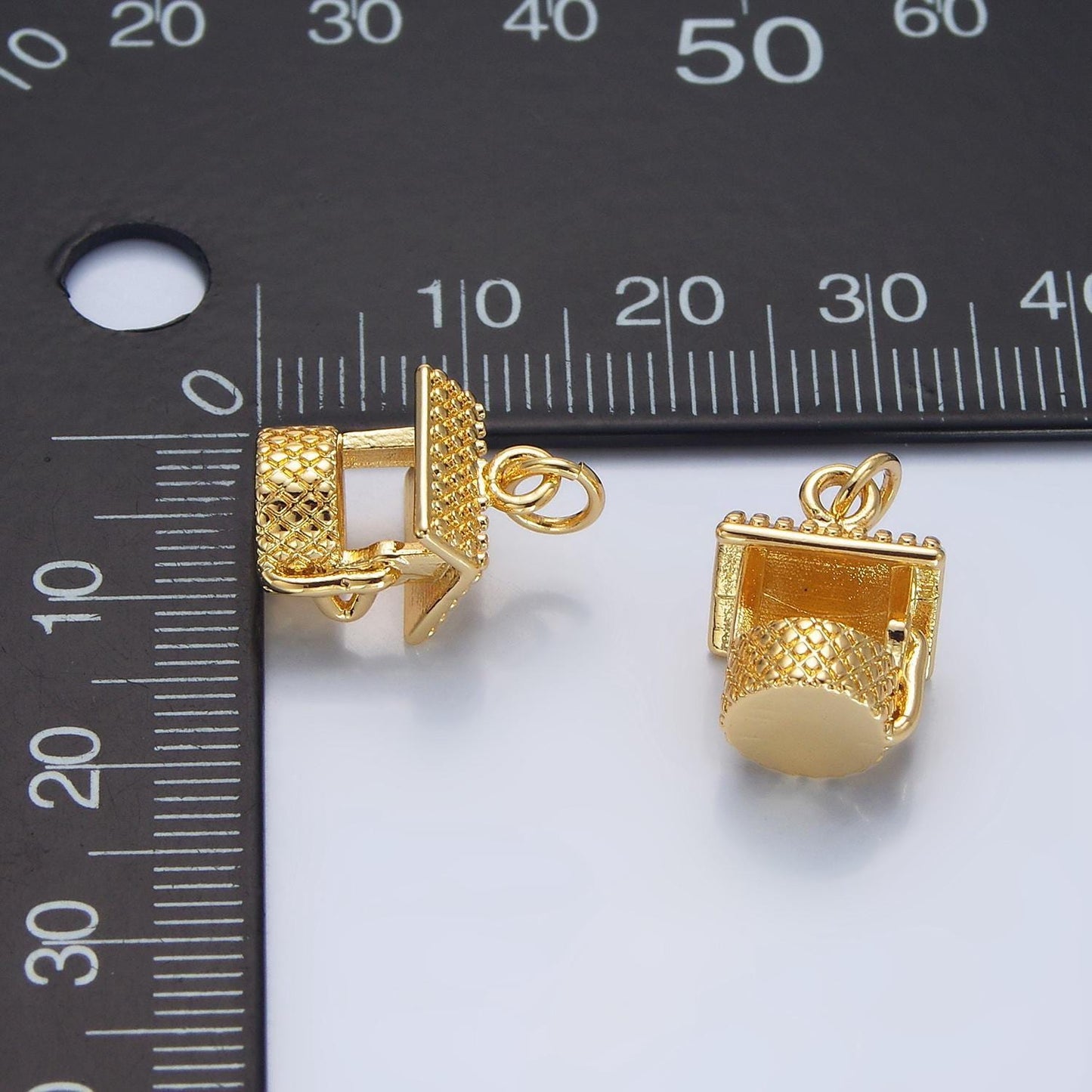 Mini 3d gold wishing well charm pendant for bracelet necklace earring charm supply x912