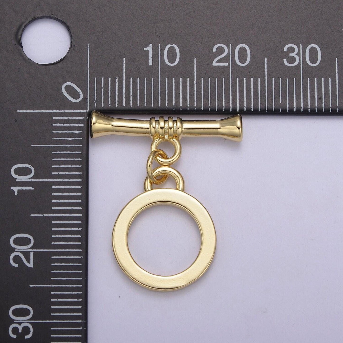 Classics toggle, high quality gold toggle clasp, t bar fasteners for necklace, fancy bracelet closures, designer's toggles l-673