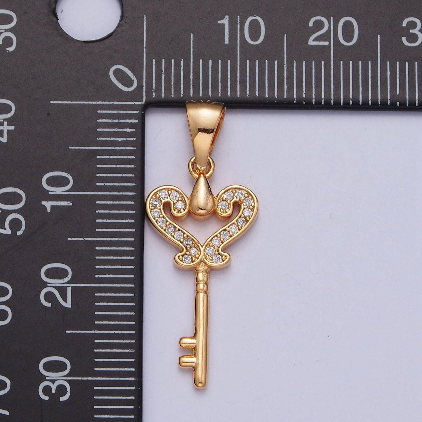 18k gold elegant dainty heart royal micro pave cz key pendant charm for jewelry necklace making | x-378