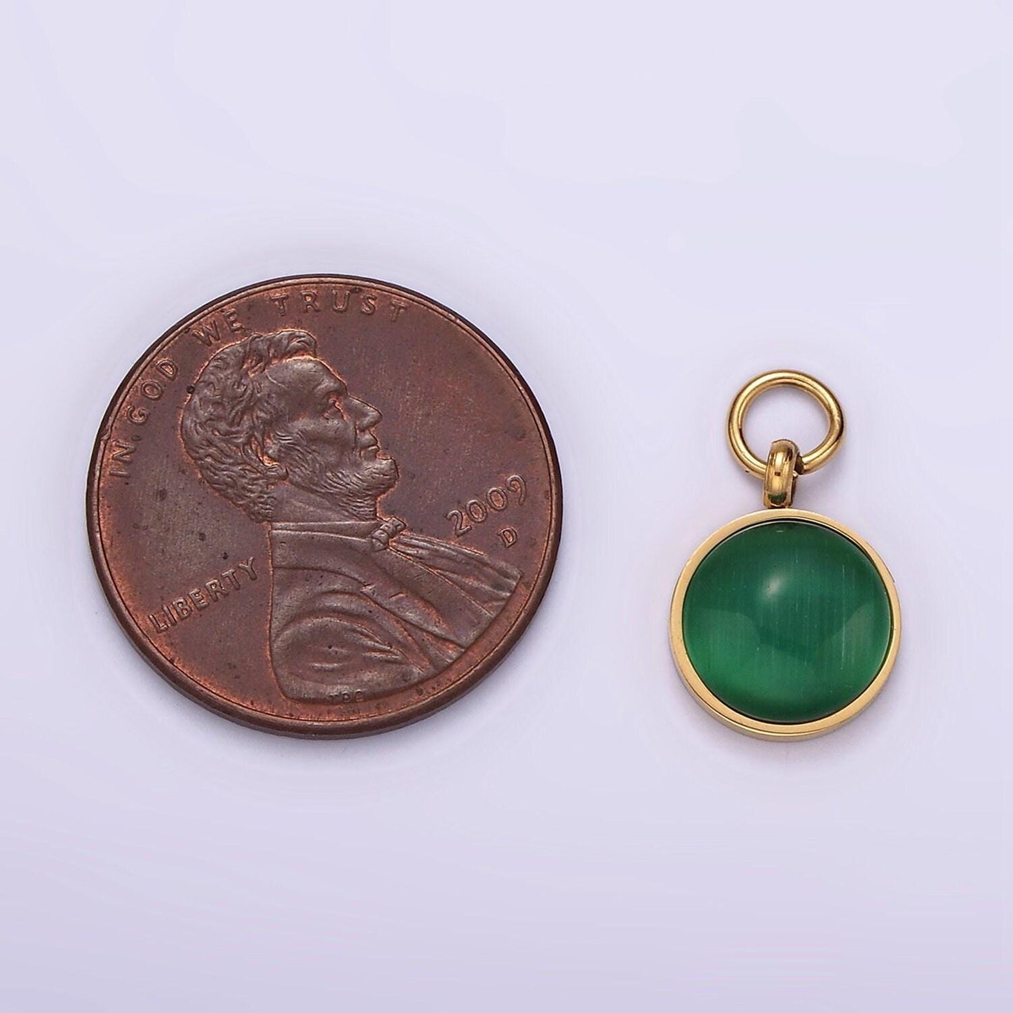 Stainless steel green malachite round gemstone charm in gold & silver | p1265