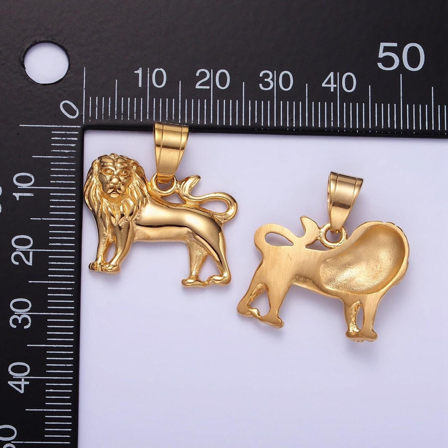 Gold lion charm pendant stainless steel king of jungle necklace pendant p1458