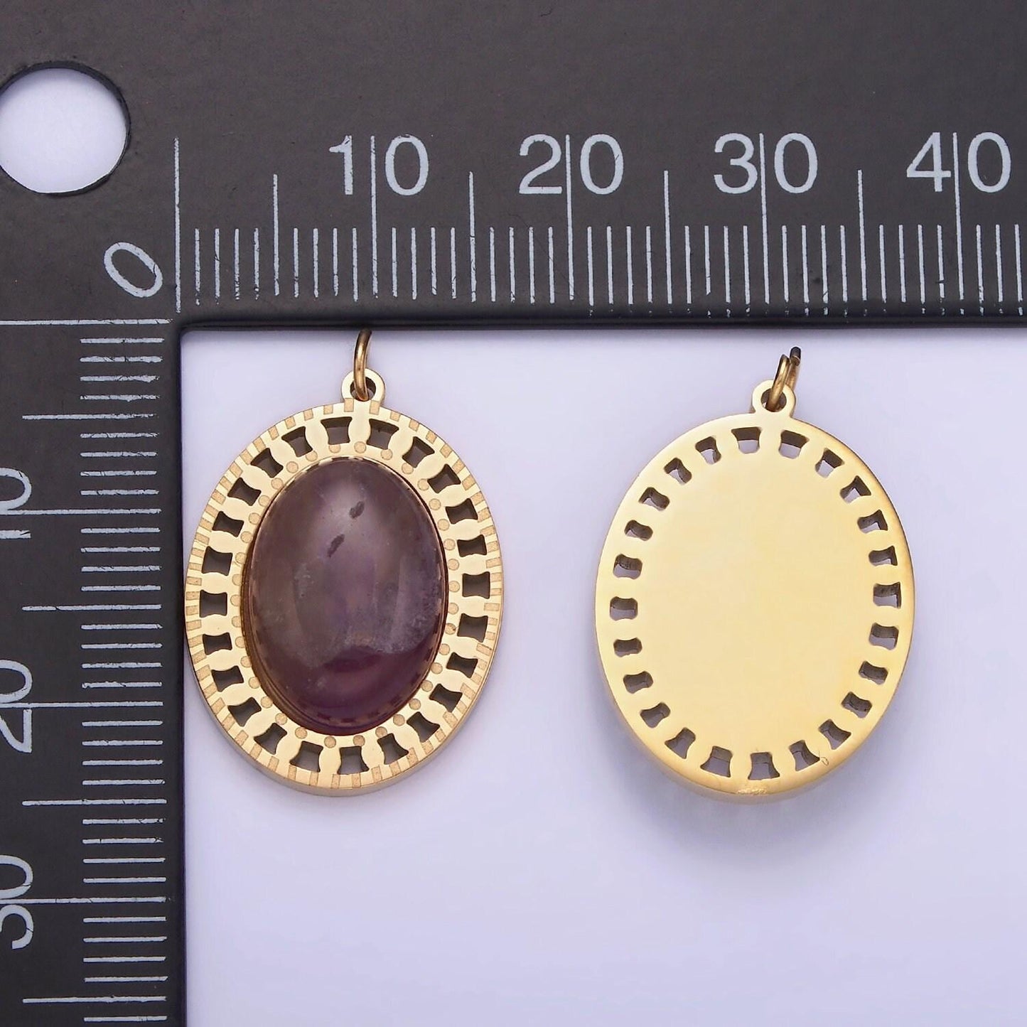 Oval purple amethyst gold stainless steel charm medallion pendant | p-1405