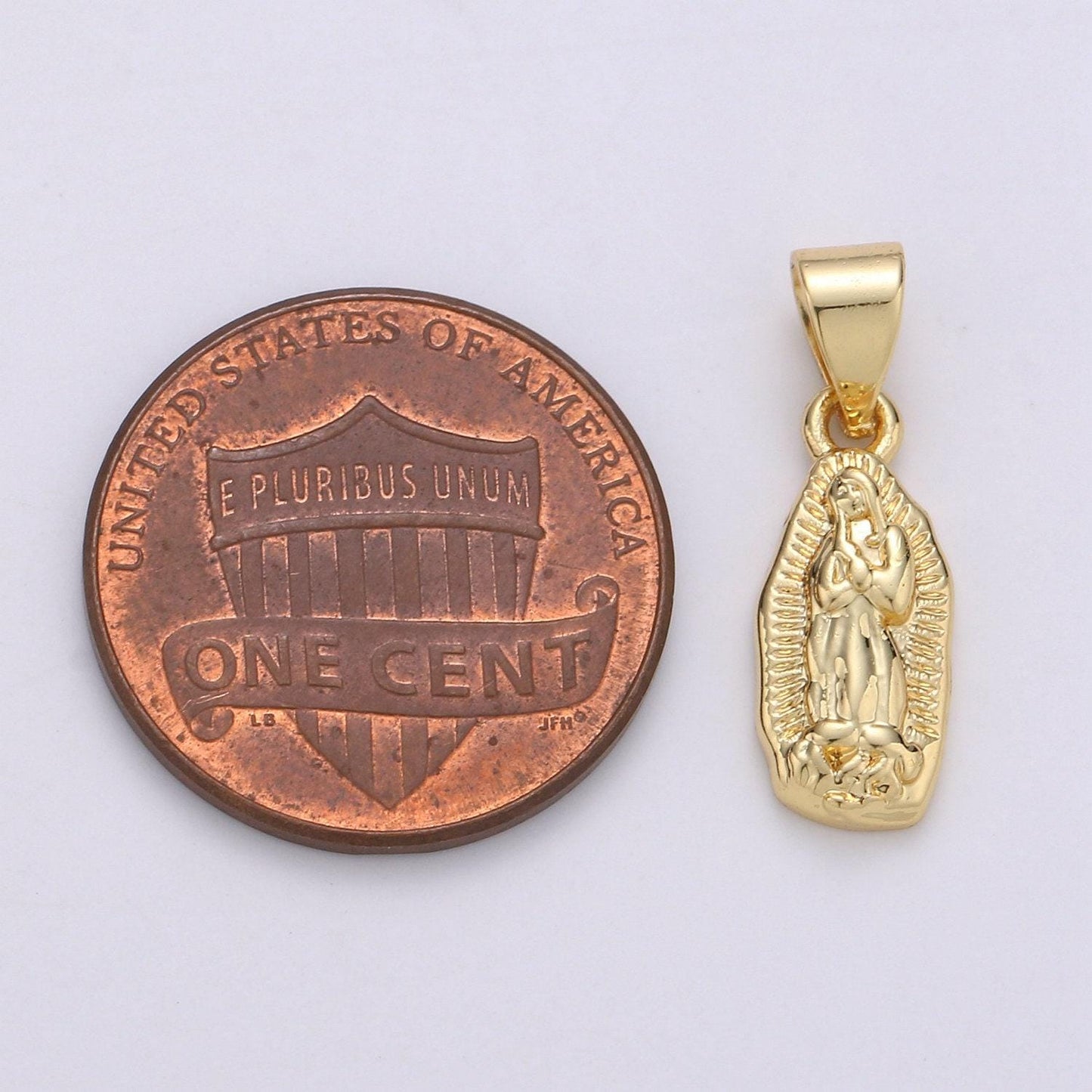 Vintage mary charm necklace 14k gold holy mary pendant necklace, our lady of guadalupe pendant necklace for religious jewelry making