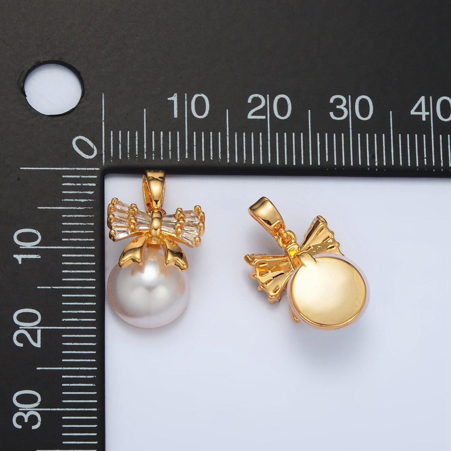 Mini gold baguette bow charm with faux pearl charm aa1408