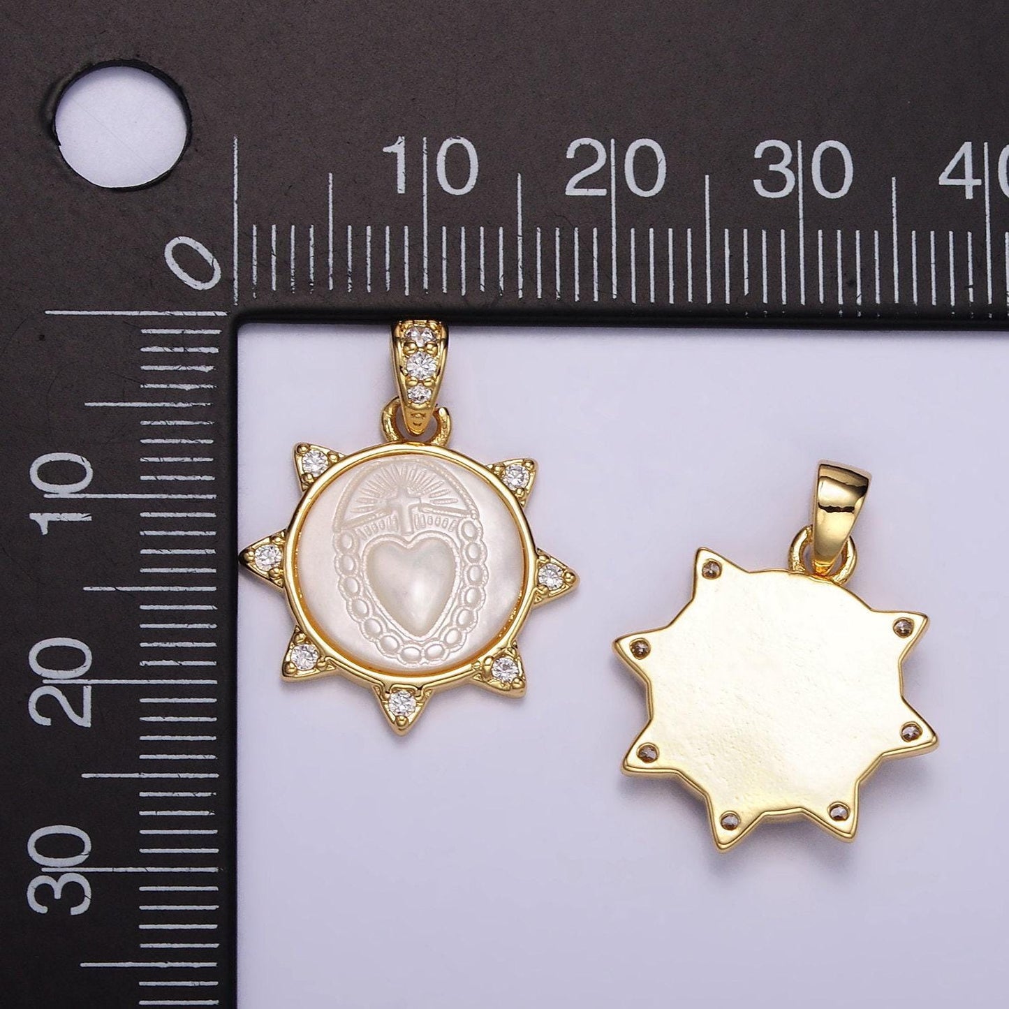 Gold filled sacred heart pendant pearl religious medallion charm necklace clear cubic micro pave cz for religious jewelry making supply aa56
