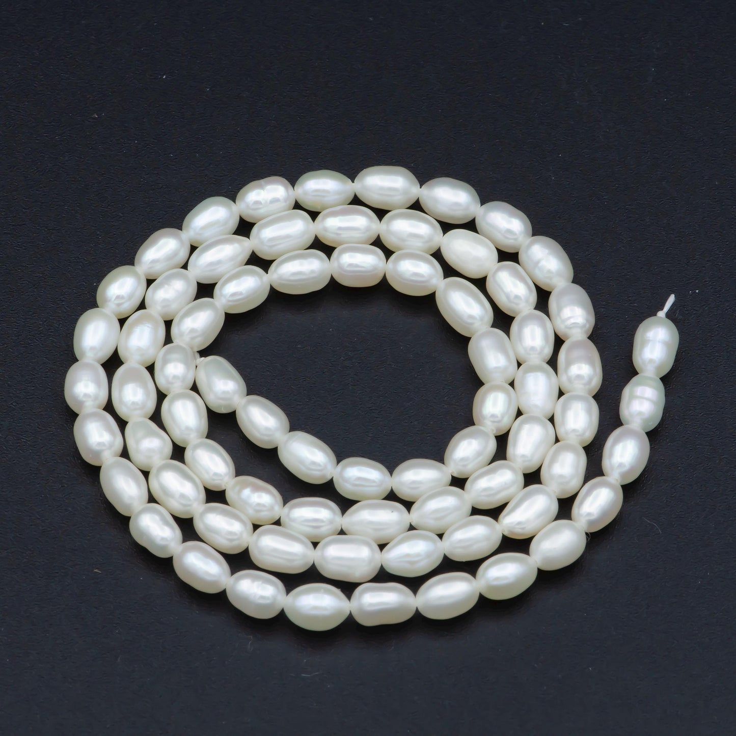 Natural white oval rice freshwater pearl beads awesome luster quality genuine cultured fresh water small seed pearls 4.1mm-4.5mm aaa, wa-549