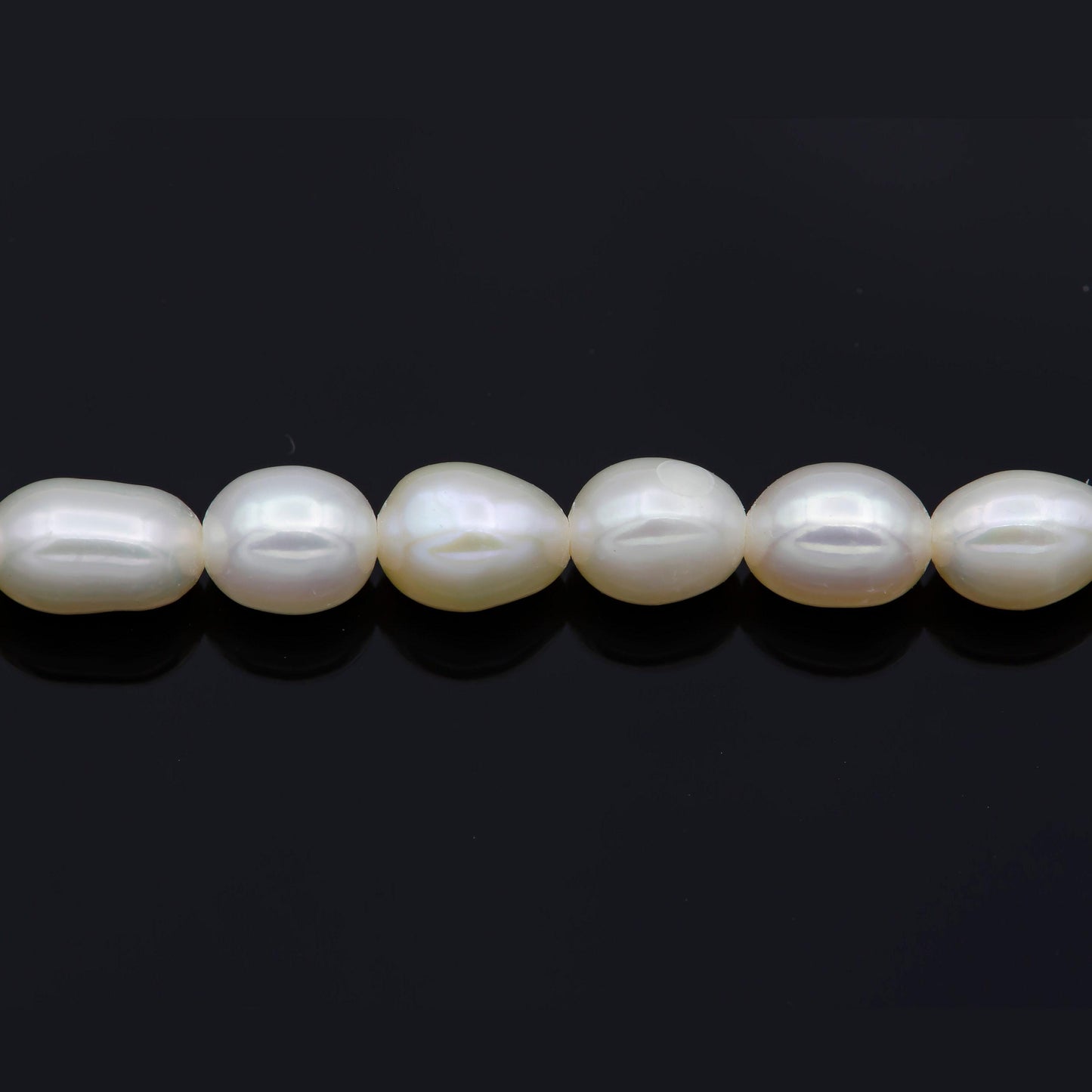 Dainty fresh water seed pearl necklace, layering necklace, gold necklace, beaded necklace, minimalist bridesmaid gift, wedding jewellery