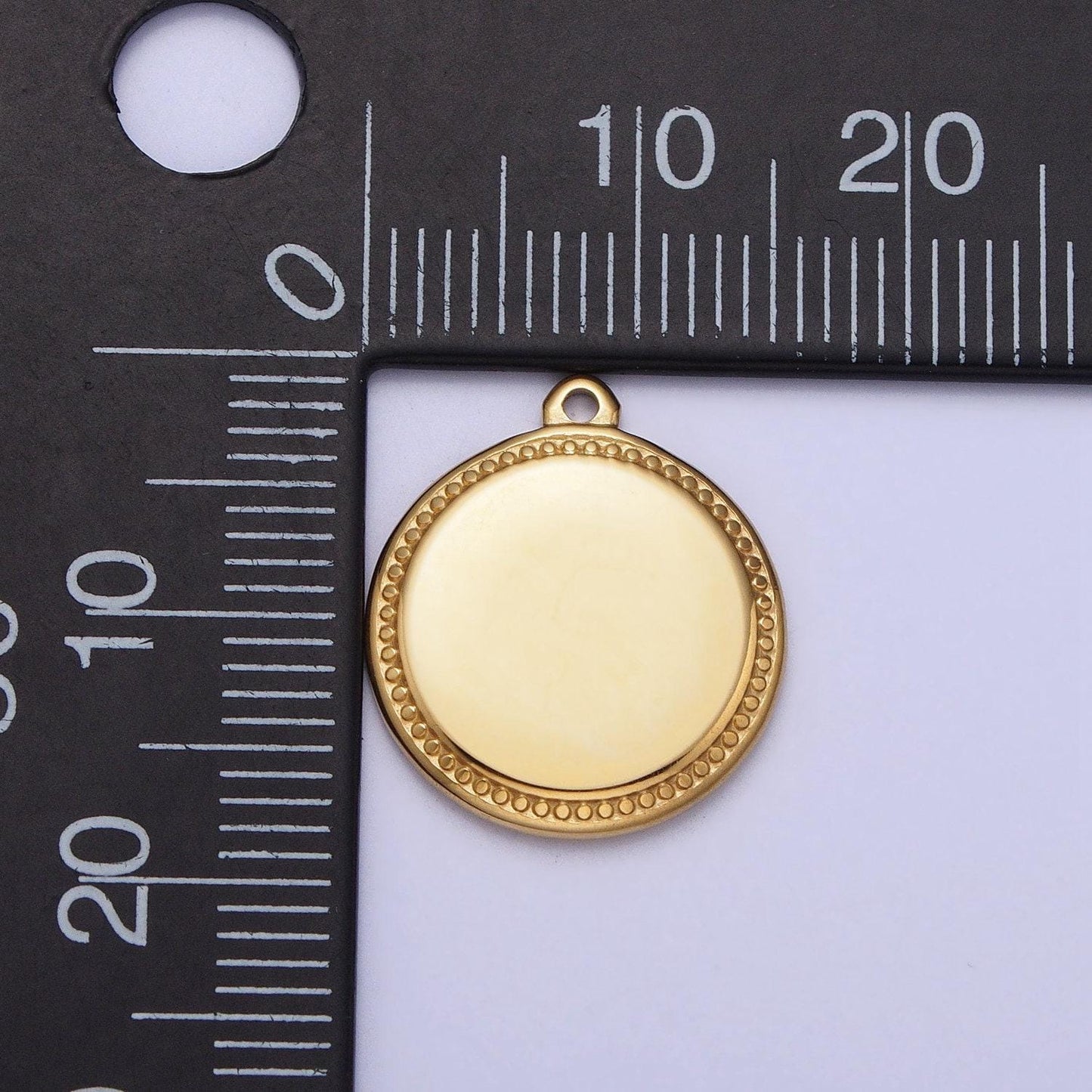 Dainty stainless steel round charm in gold & silver circle medallion pendant lead nickel free tarnish free | p-904