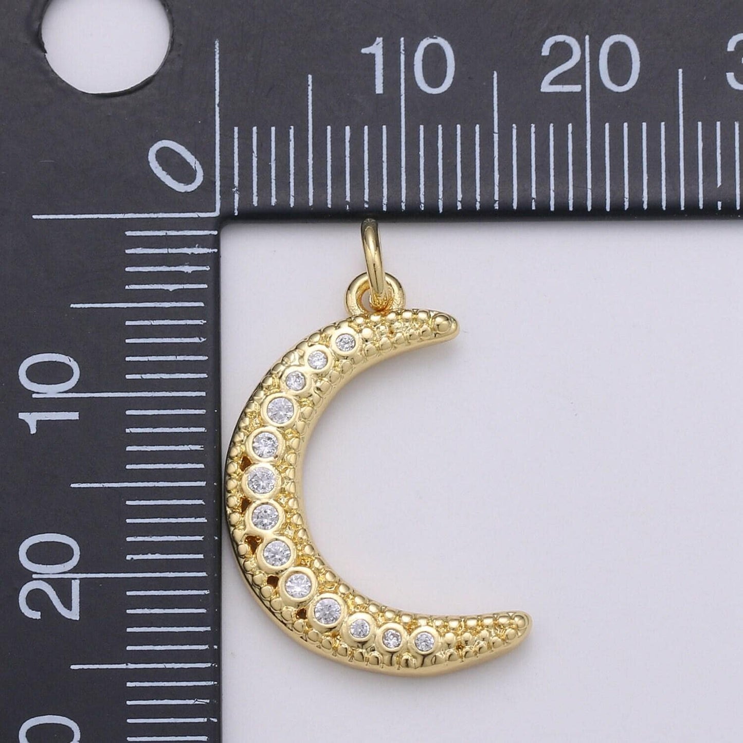 Crescent moon micro pave charm, cz clear gold pendant, cubic bracelet charm, croissant charm for wristlet bracelet making chgf-1901