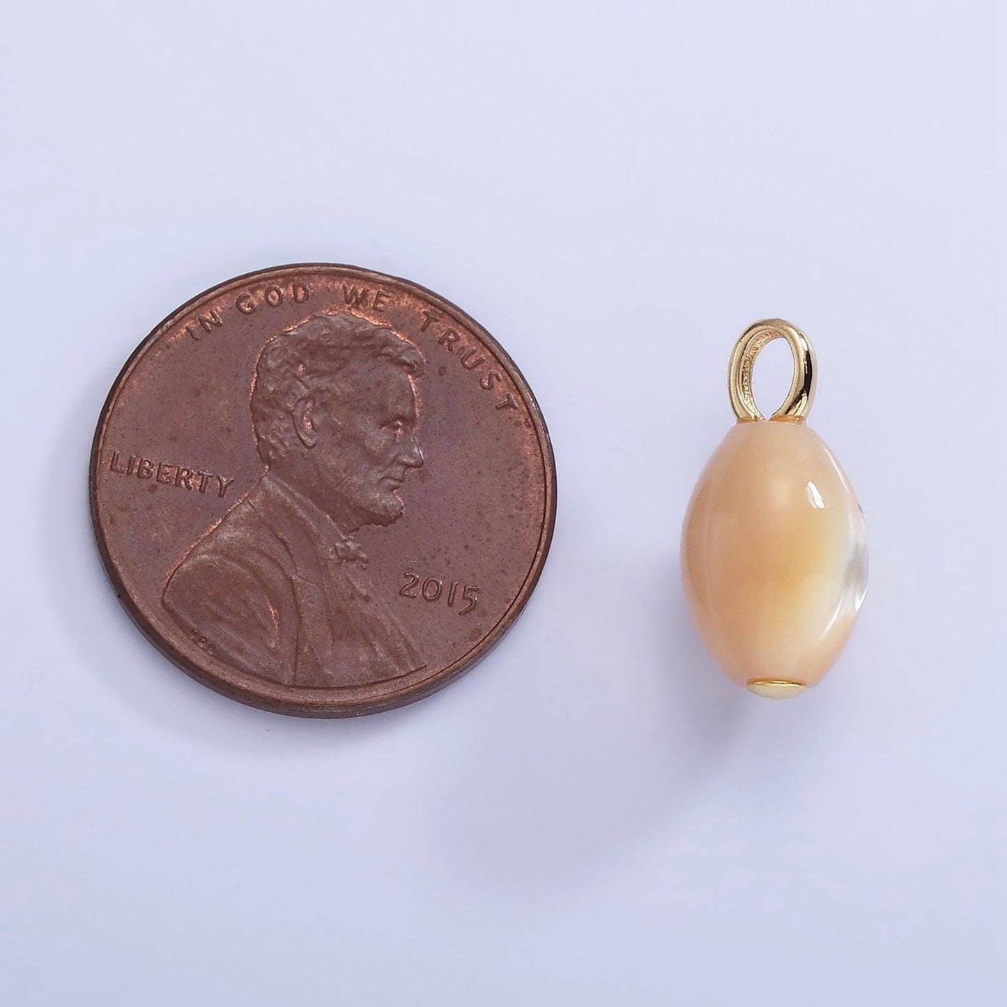 Dainty pretty mauve brown white oval pear pearl charm teardrop genuine freshwater pearlcore wedding pearls pendant p1587