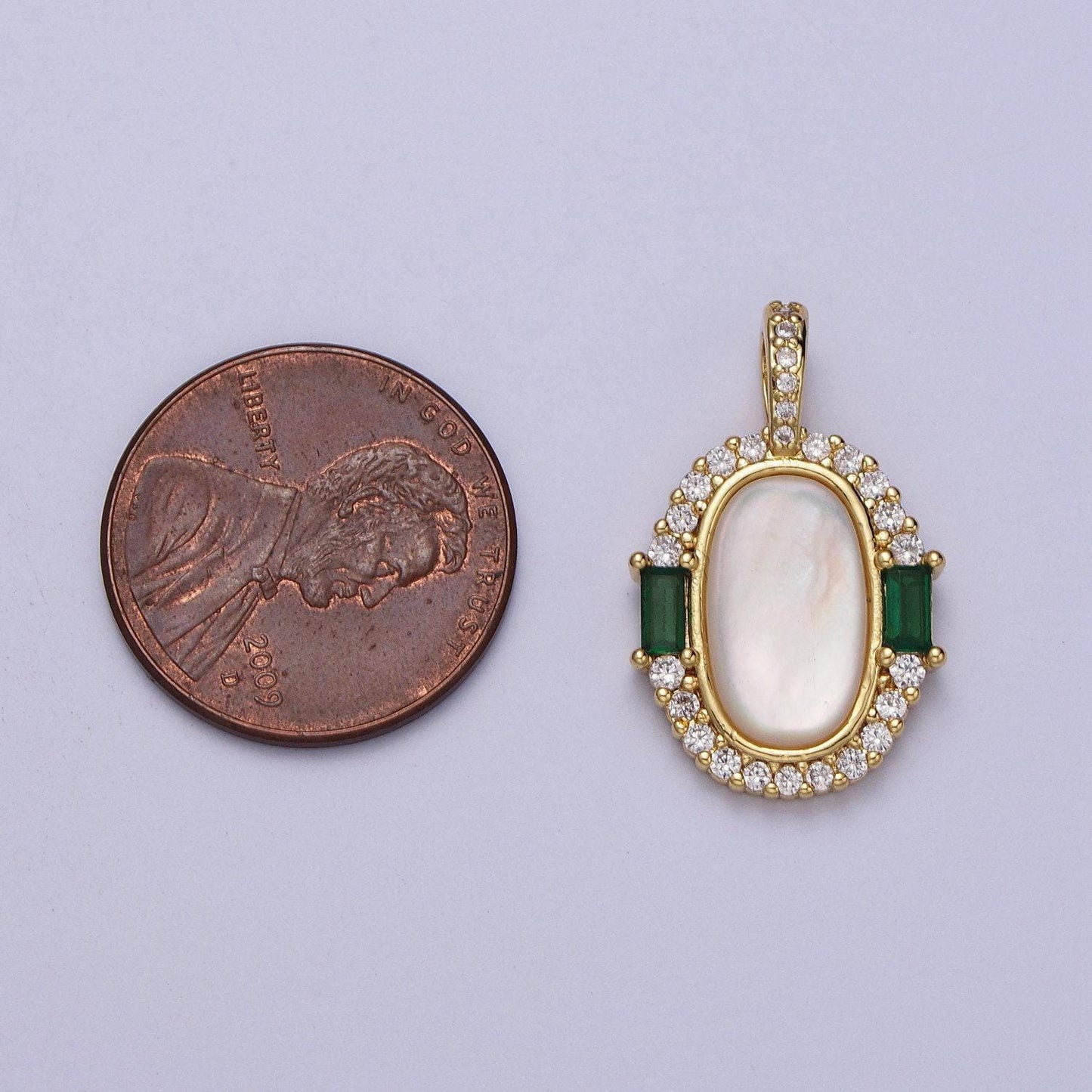 Oval pearl pendant micro pave oval geometric charm in 14k gold filled with emerald green cz stone for necklace charm supply h396