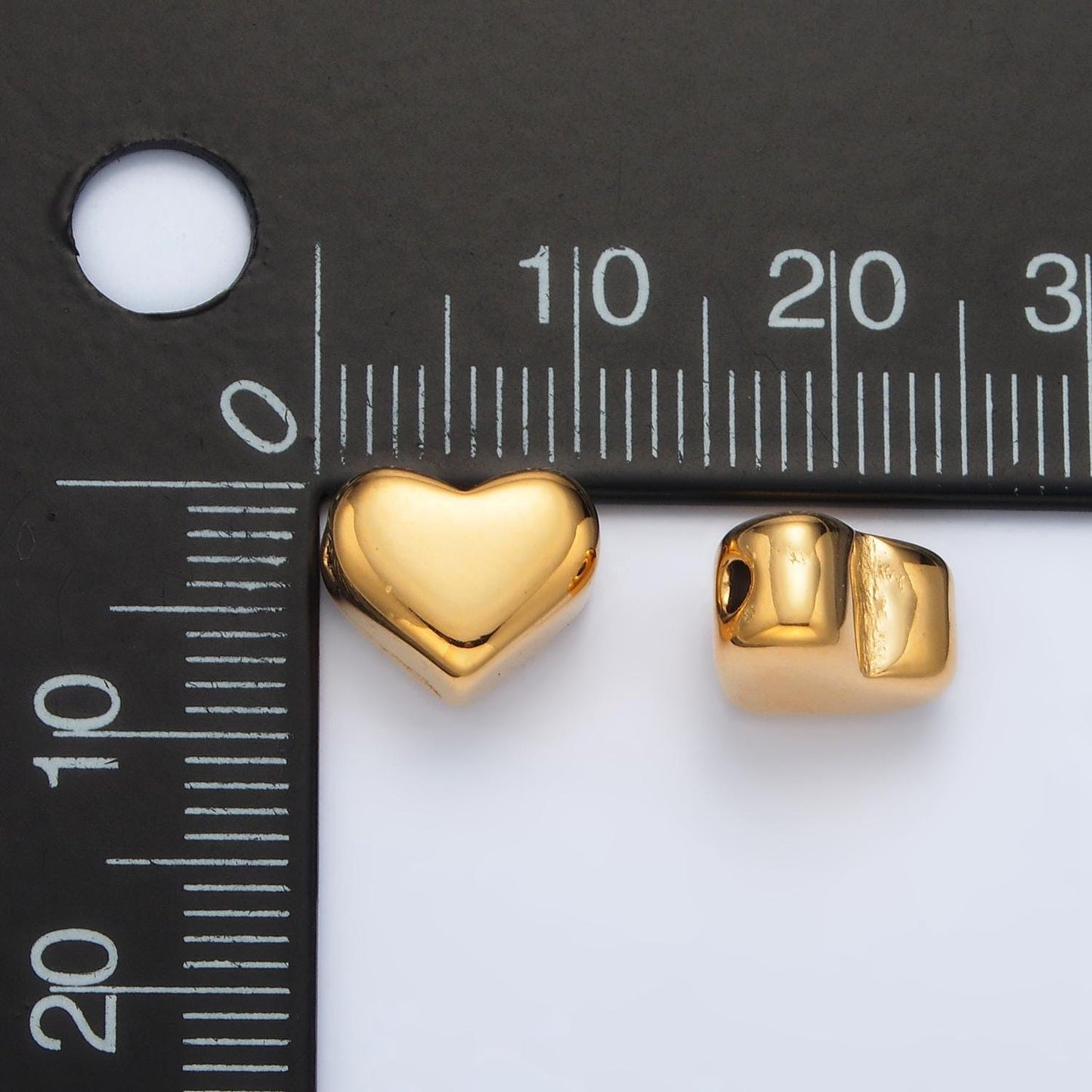 Stainless steel 9mm minimalist heart bead | b895