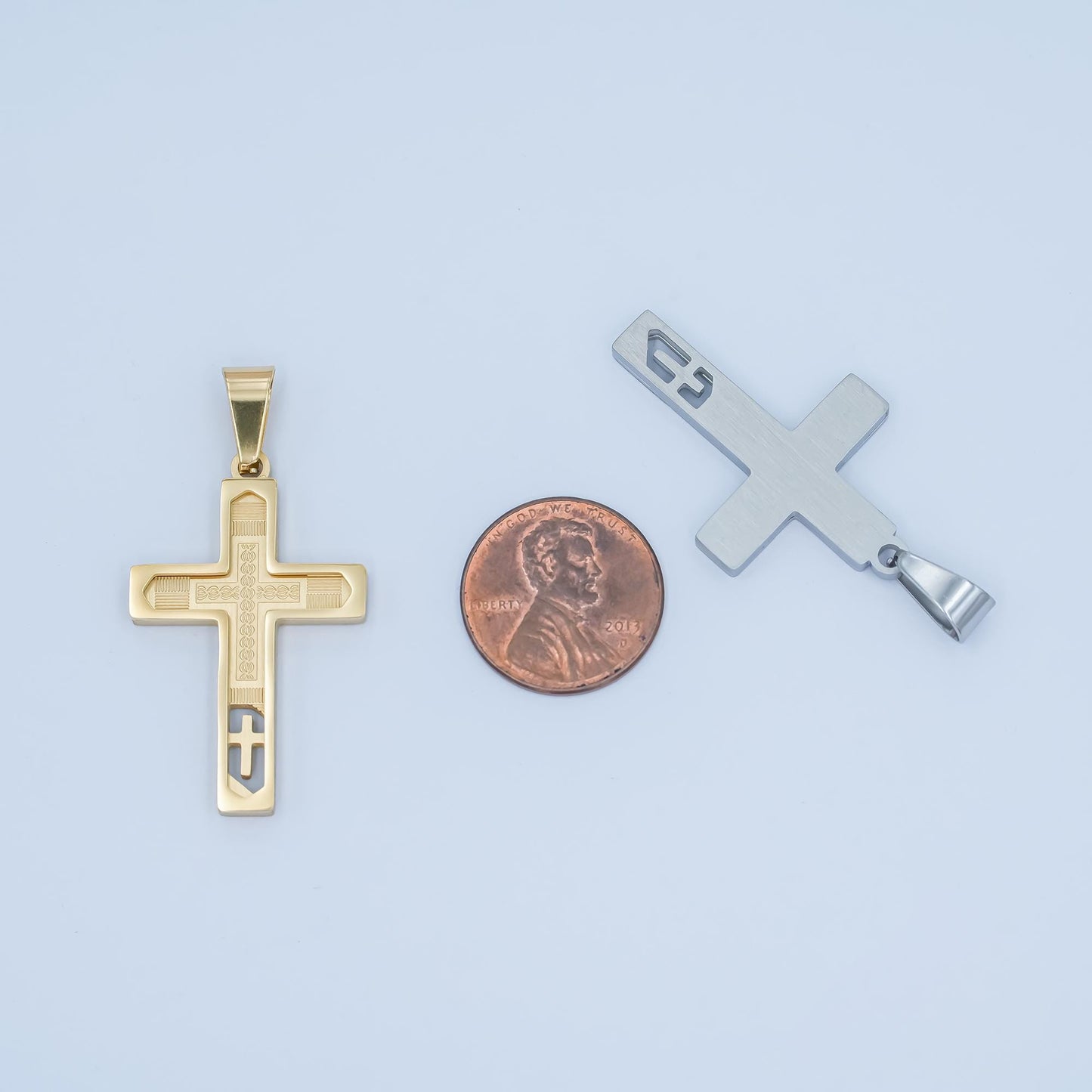 Stainless Steel Cutout Cross Pendant – Gold & Silver Christian Necklace, Detailed Religious Jewelry for Men P-761