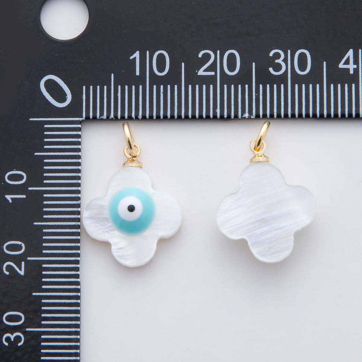Mini White Clover Shell pearl charms white pearl Evil Eye pendants dainty charm necklace pendant 22mm pearl drop with bail AF334