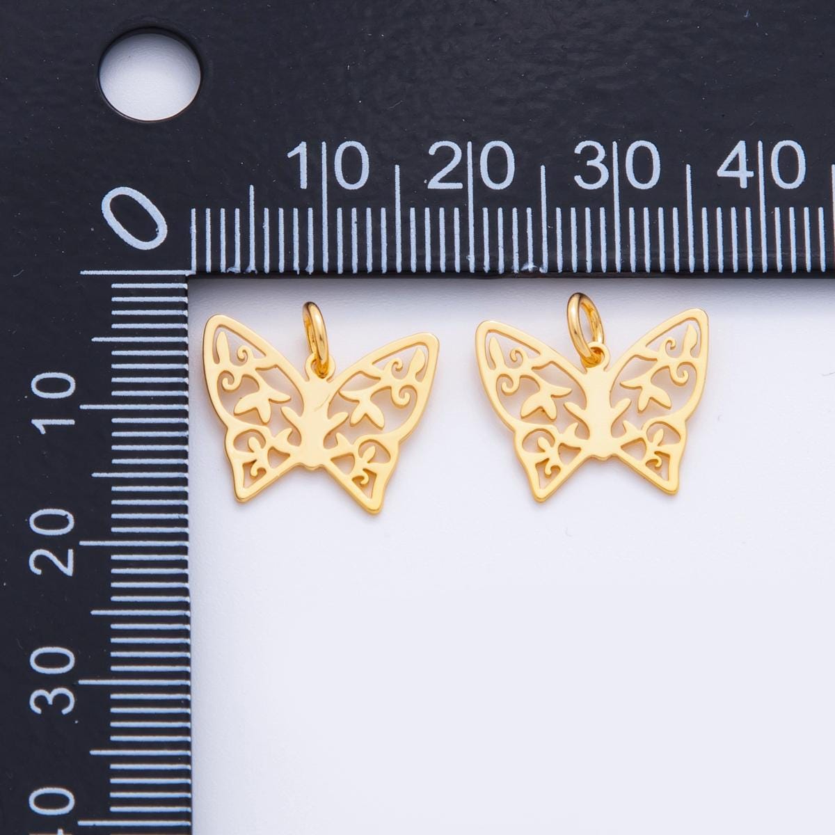 Gold Butterfly Charms Filigree Cutout Butterfly Pendants M-494