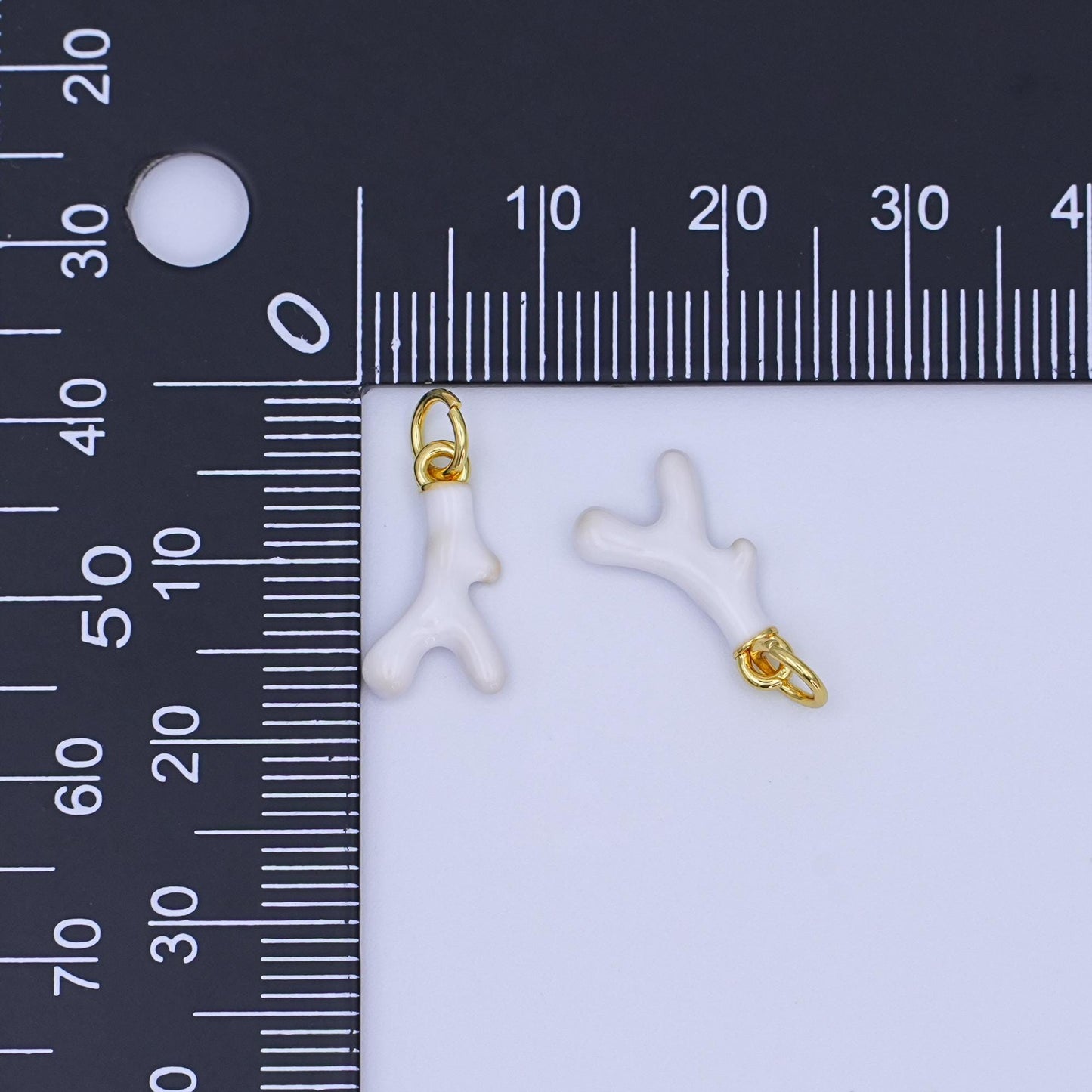 24K Gold Filled White Geometric Coral Reef Enamel Charm | AF452