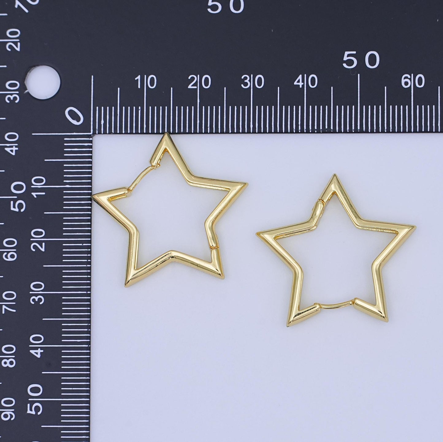 24K Gold Filled 14mm, 18.5mm, 30mm Celestial Star Huggie Hoop Earrings | T040 T070 T105