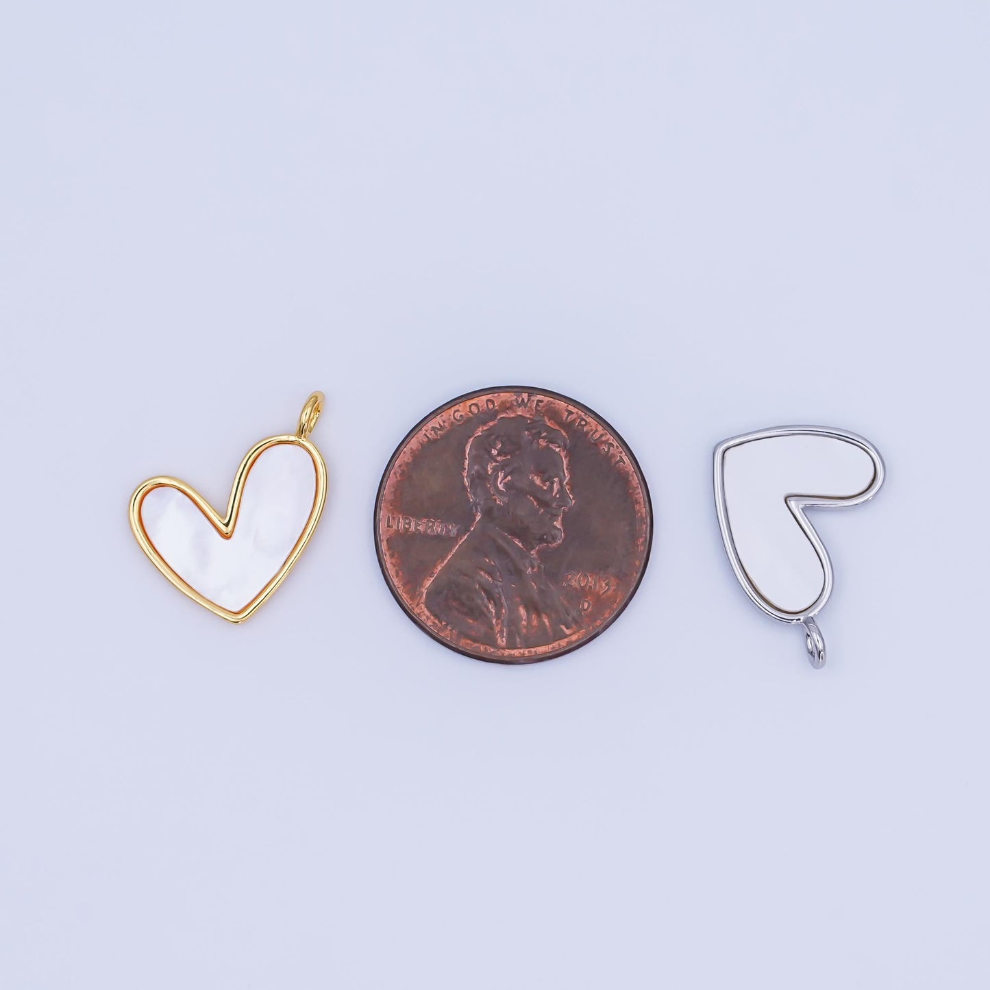 24K Gold Filled Shell Pearl Heart Pendant in Gold & Silver | M916