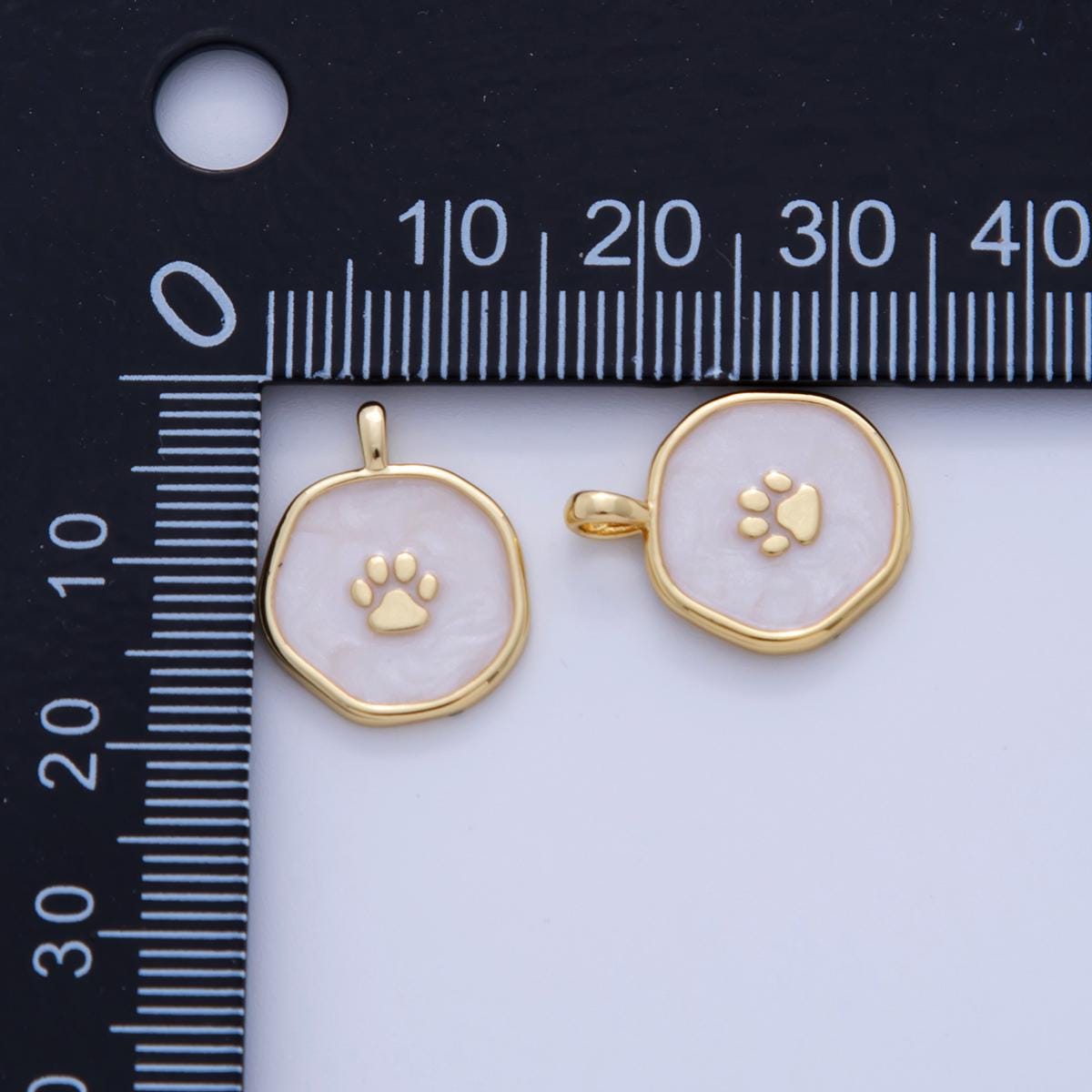 18K Gold Filled 15mm Animal Paw Print White Enamel Round Pendant | AH726
