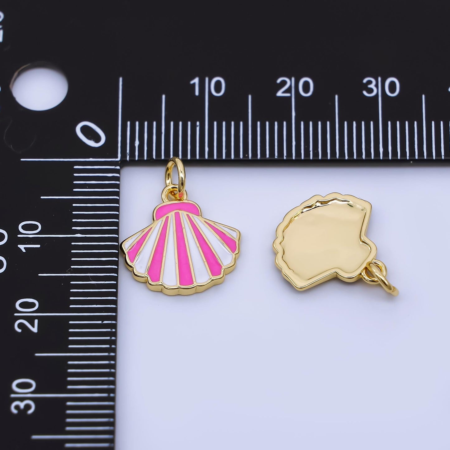 24k gold fill Enamel Clam shaped pendant Zebra Print Heart Charm Pink Blue Purple Stripes Pendant aj-429