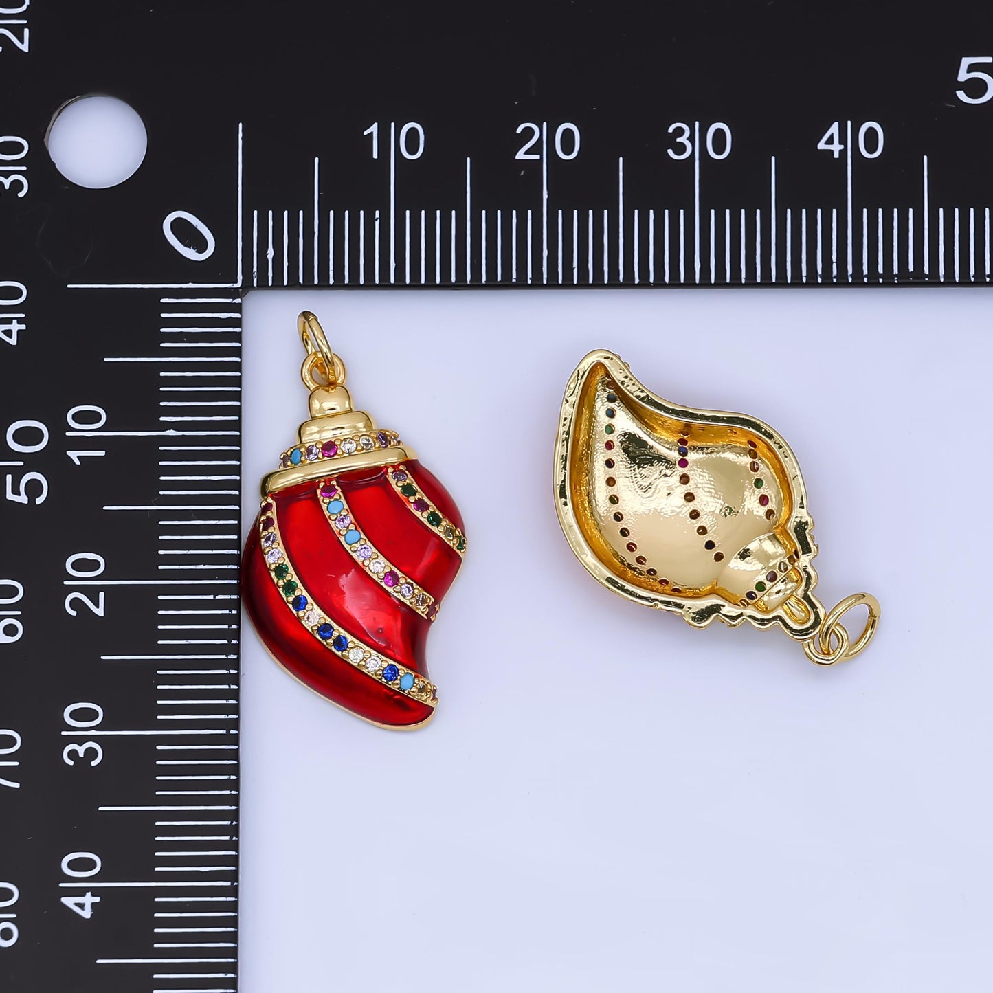 Colorful Enamel 14K Gold Filled 15mm Ocean Clam Sea Shell Add-On Charm in Gold | AF528